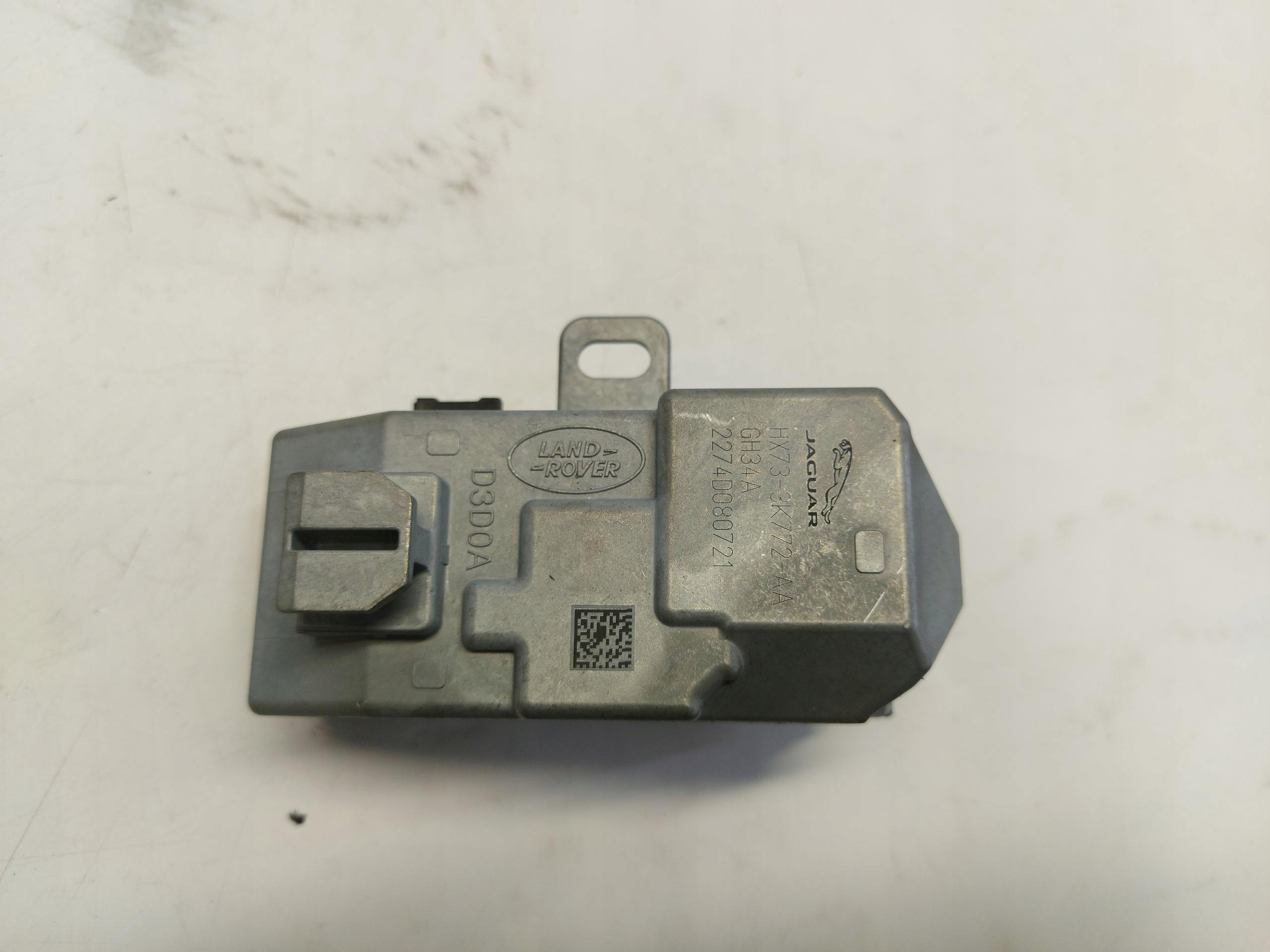 Range Rover VELAR L560 2.0d 2021r blocking steering wheel steering wheel