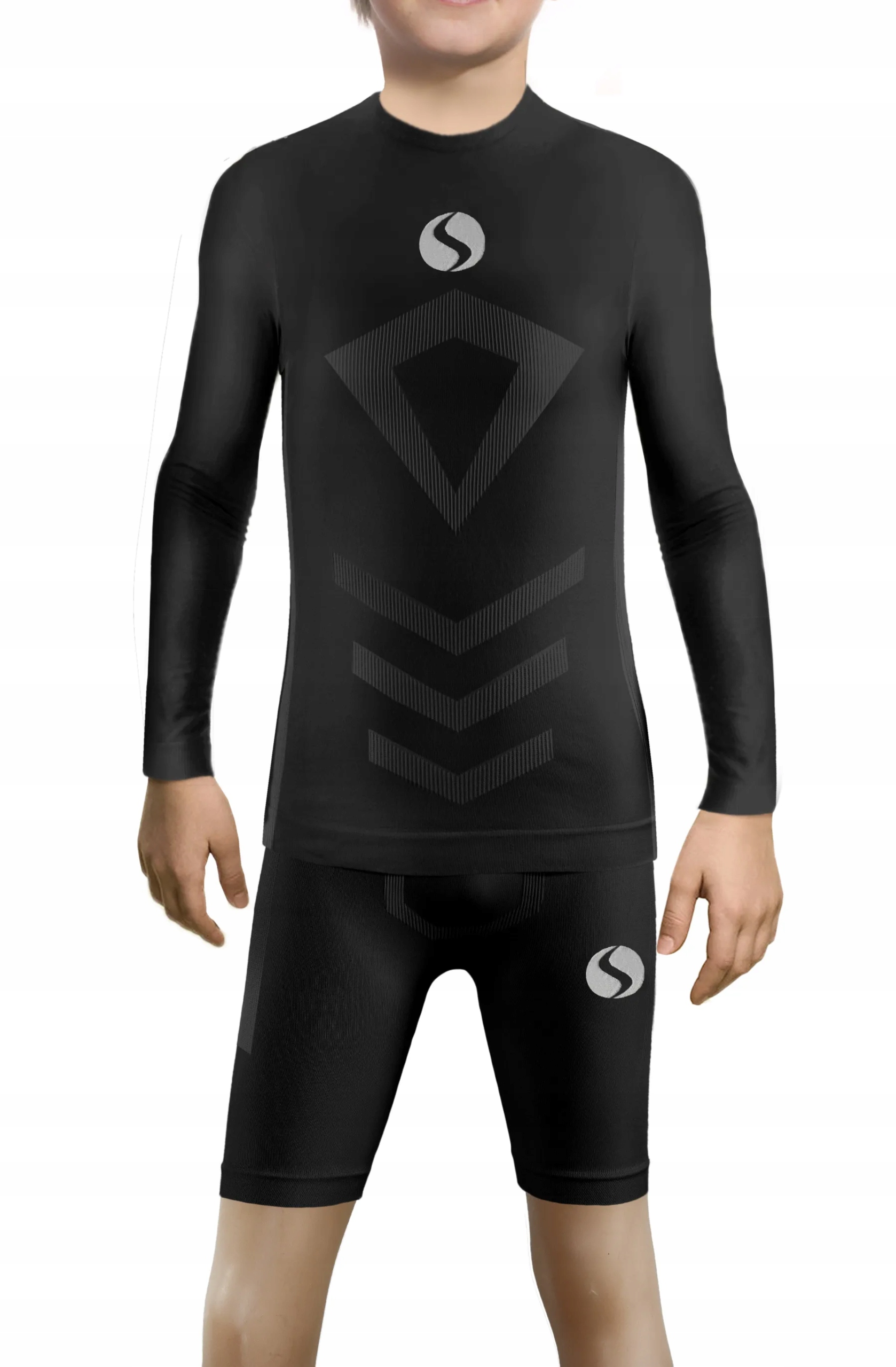 Sesto Senso Komplet Thermo chlapec délka ruky kraťasy Černá 116-140 4XS/3XS