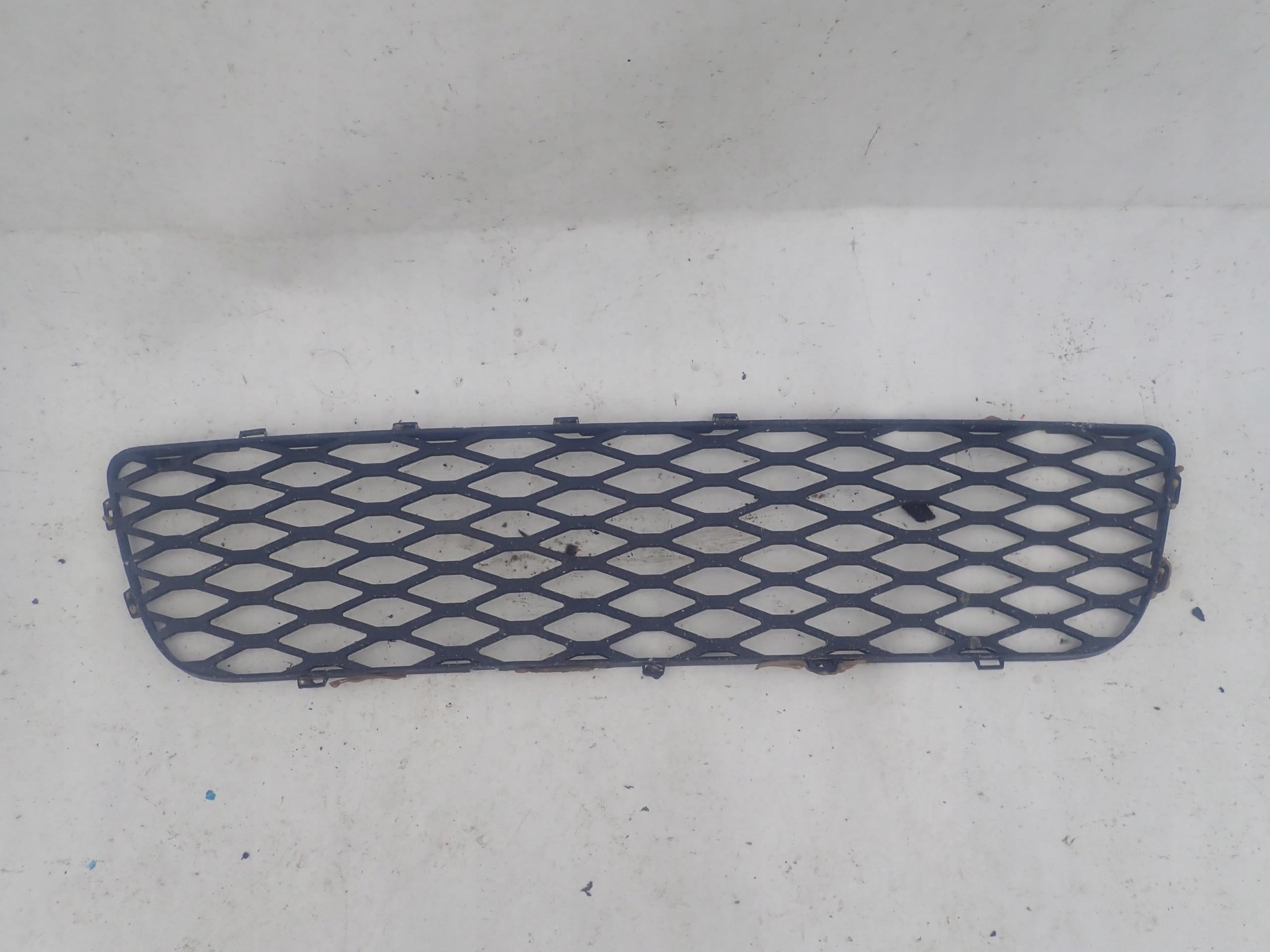 AUDI RS4 B5 00- grid of a bumper front central