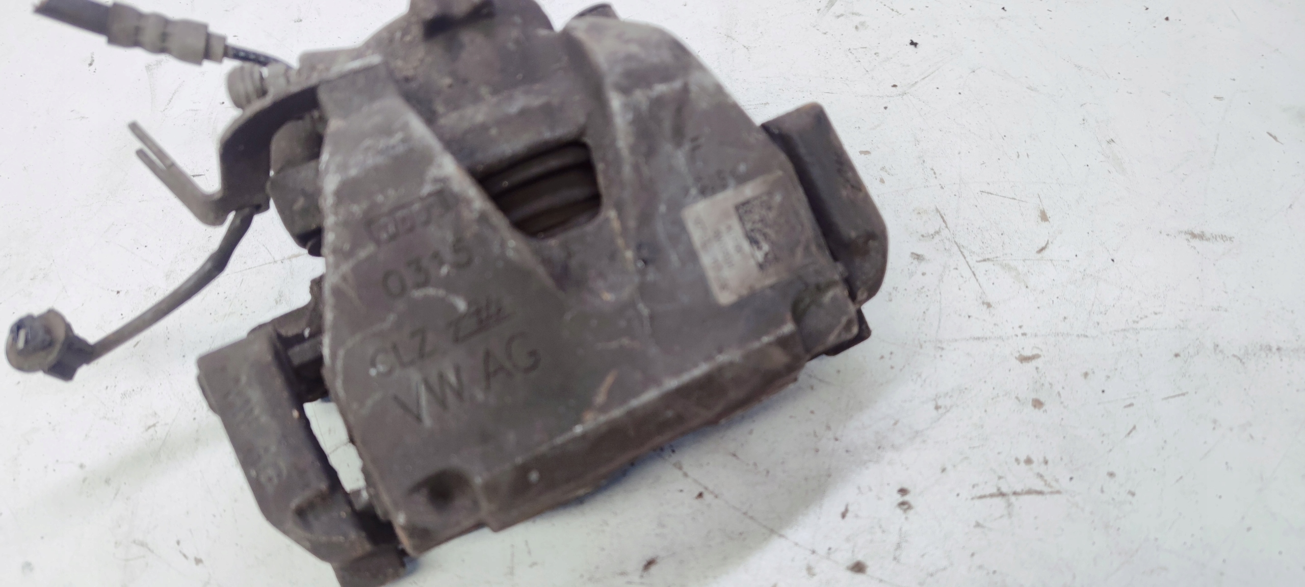 caliper brake left AUDI A4 B9 A5 8W05 0315