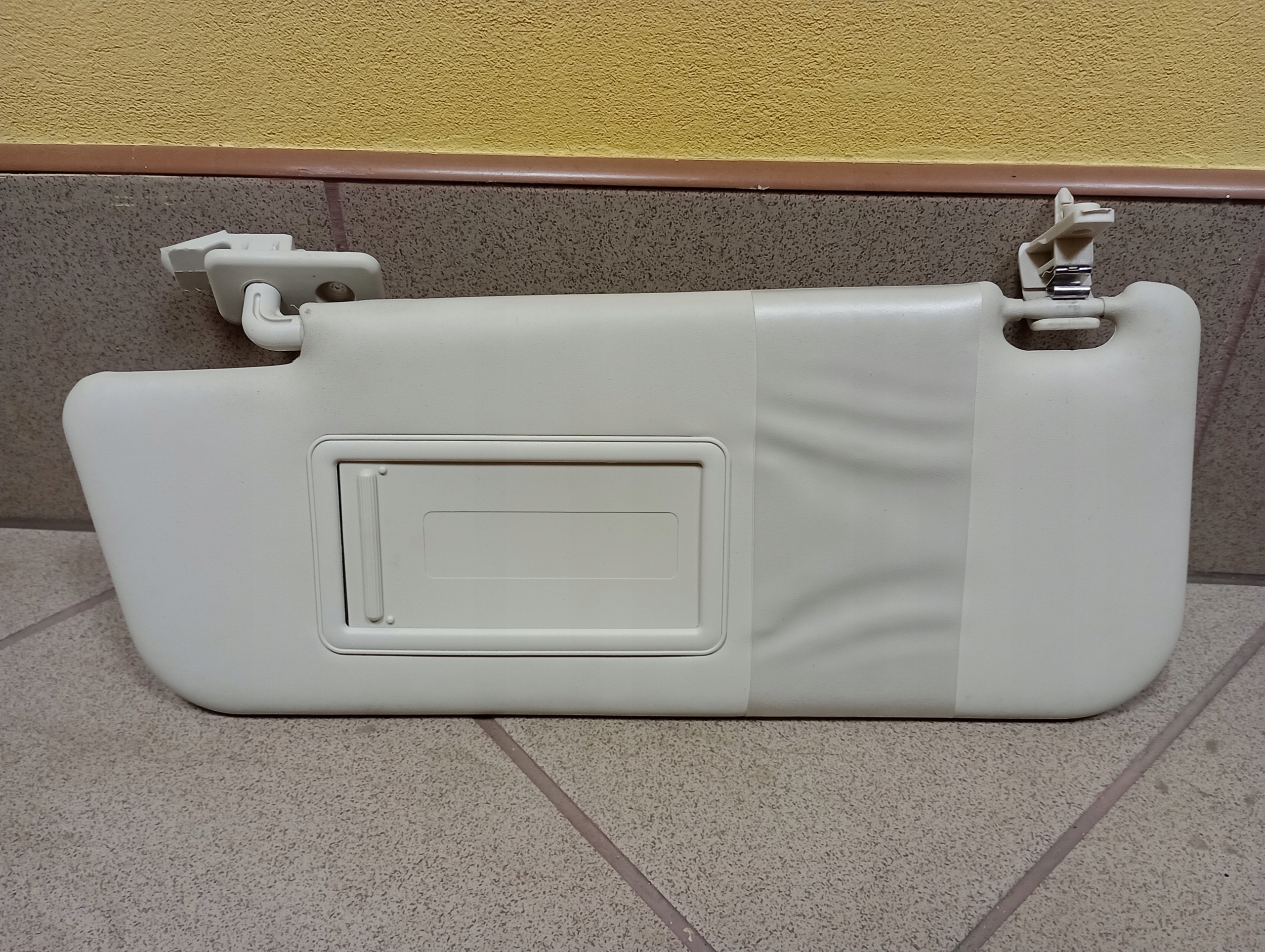 FORD KA II 08-16 MK2 daszek przeciwsłoneczny lewy kierowcy słonecznik EU