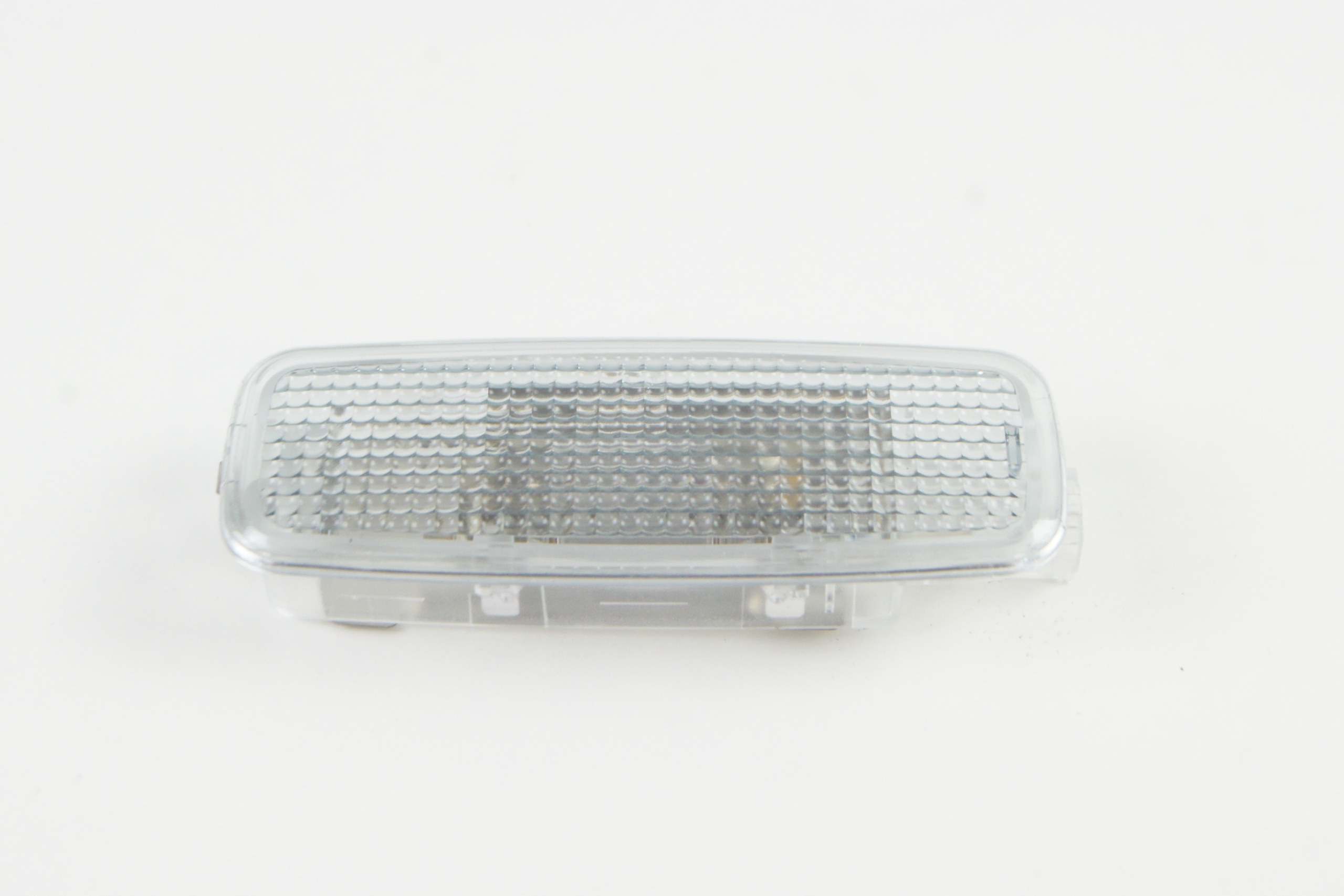 GD AUDI A5 8T LAMPKA KABINY 4E0947105
