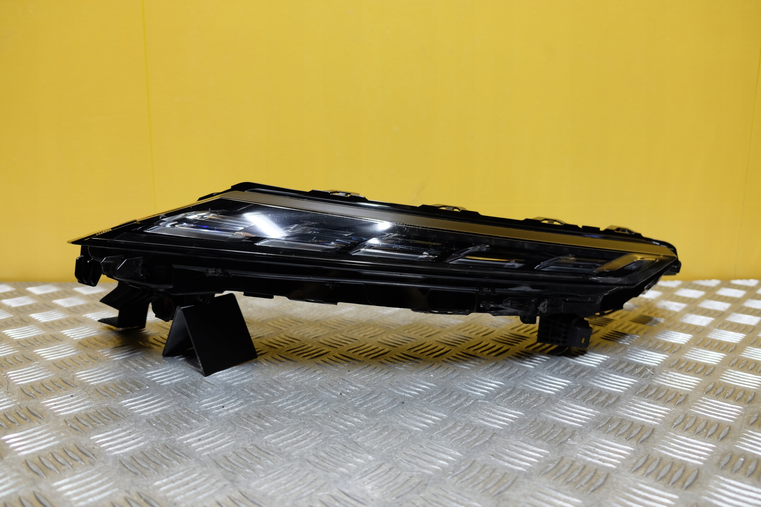 MITSUBISHI OUTLANDER 2022- REFLEKTOR LAMPA FULL LED L USA