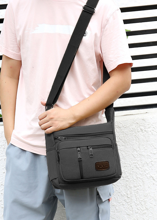 TORBA MĘSKA POJEMNA Do Pracy Na Ramię Mocna LISTONOSZKA GRAFITOWA MODNA Materiał dominujący tkanina