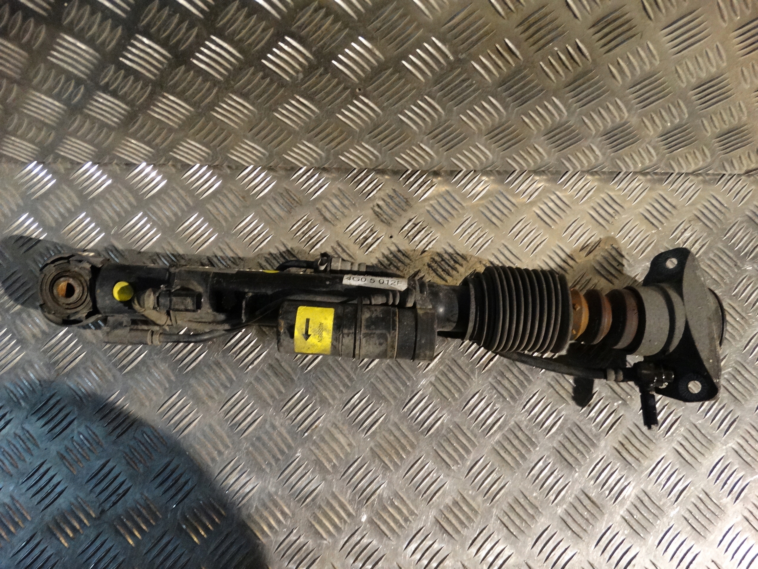 IDEAL shock absorber rear right AUDI RS6 RS7 C7 1 9