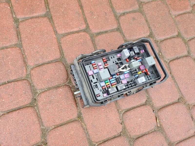 Module fusibles Opel Insignia B 39116625