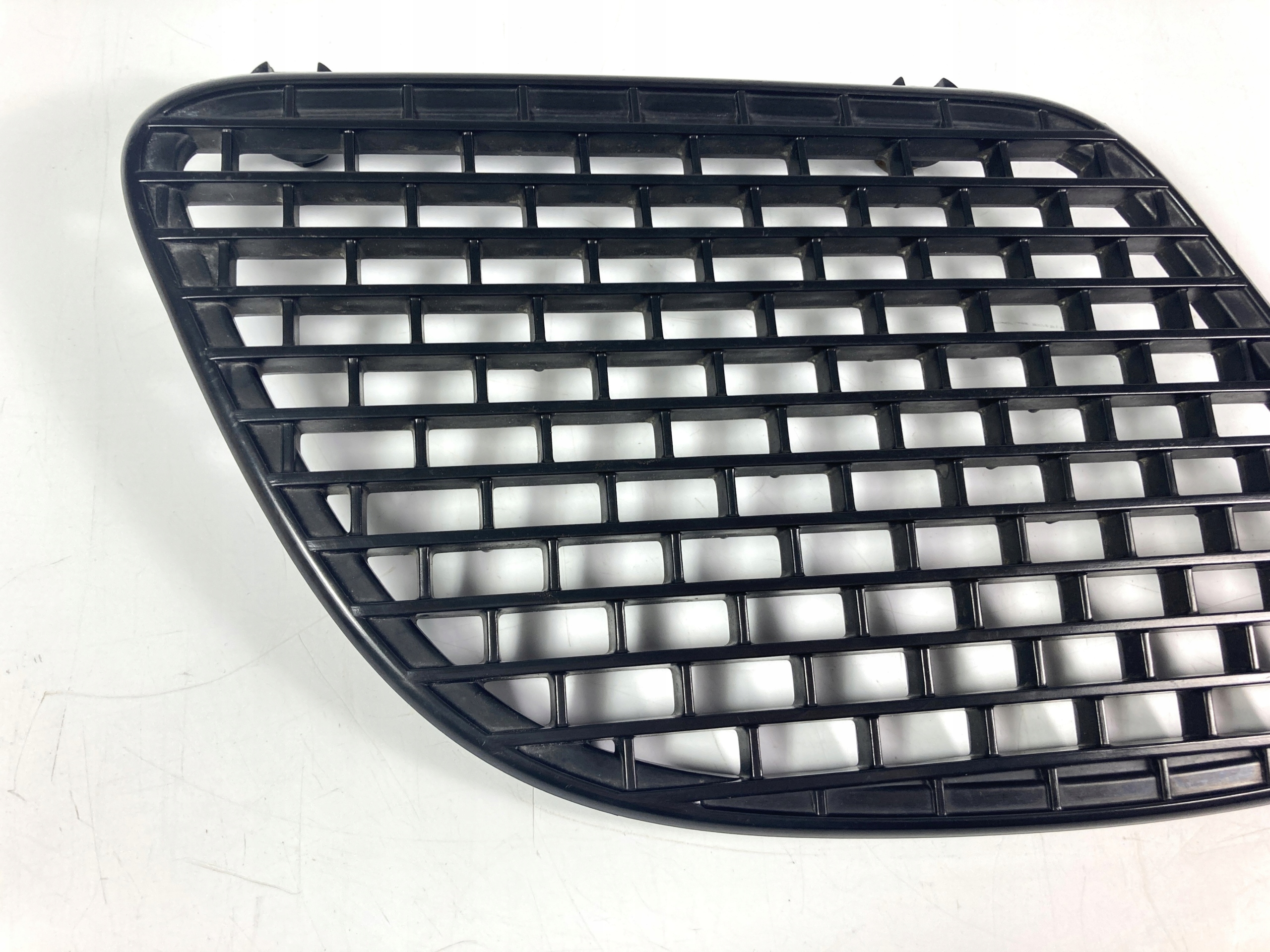 Dodge Challenger Hellcat 2015-23 grid intake bonnets przedniej right