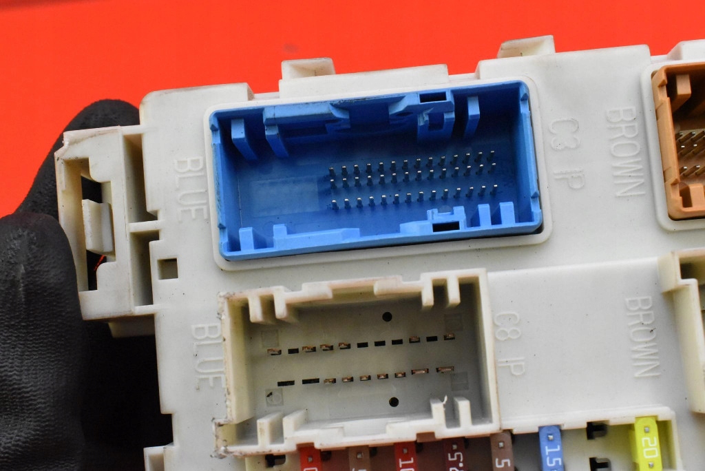 control unit module BSI 31453131 VOLVO V40 2 II 2.0 D3 150 KM 5D HB LIFT 16-20