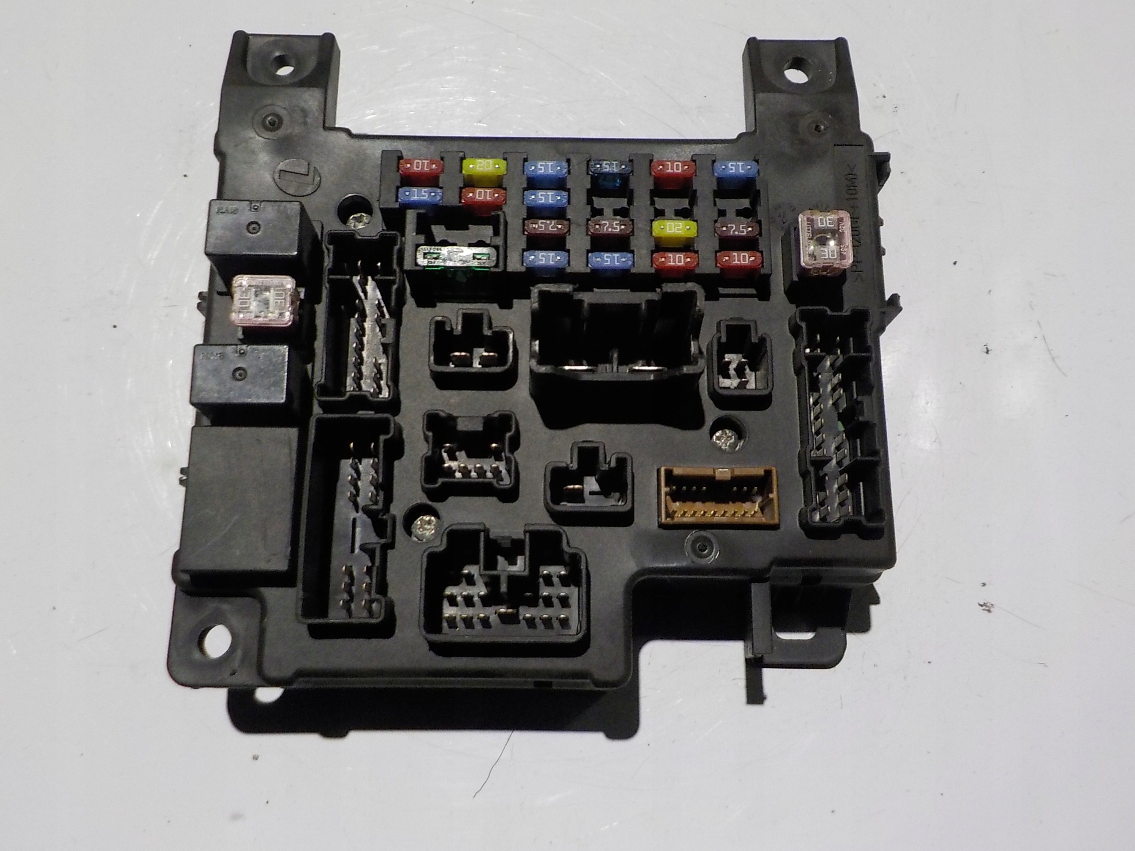 MITSUBISHI OUTLANDER II module compartment 8637A824