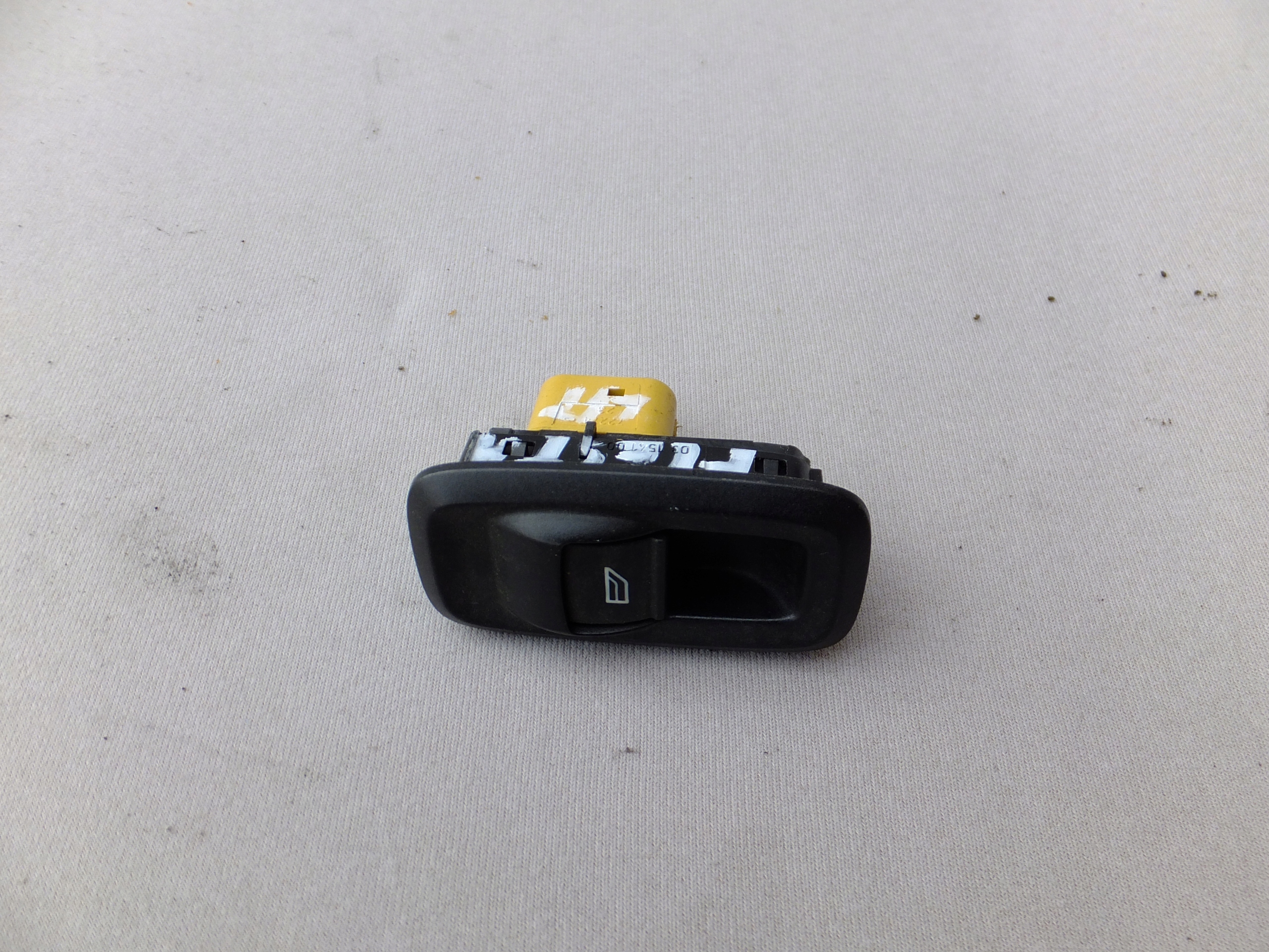 switch windows left rear part ford fiesta mk7 2010r