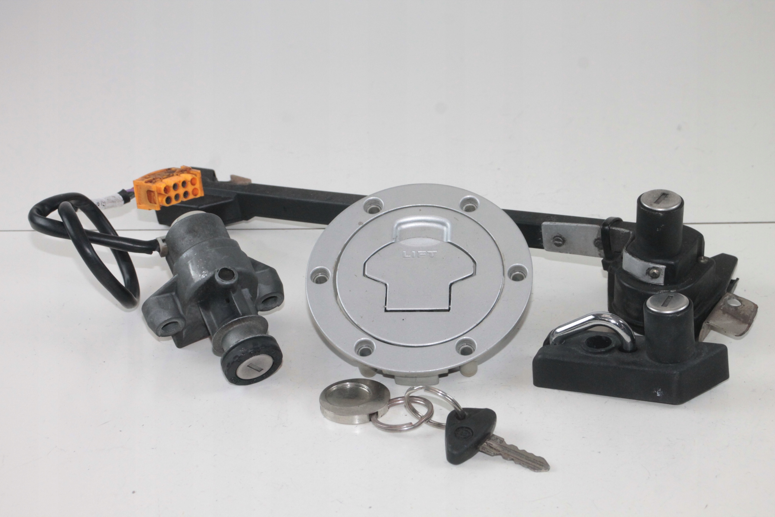 BMW R 1100 GS ZESTAW STARTOWY STACYJKA WLEW