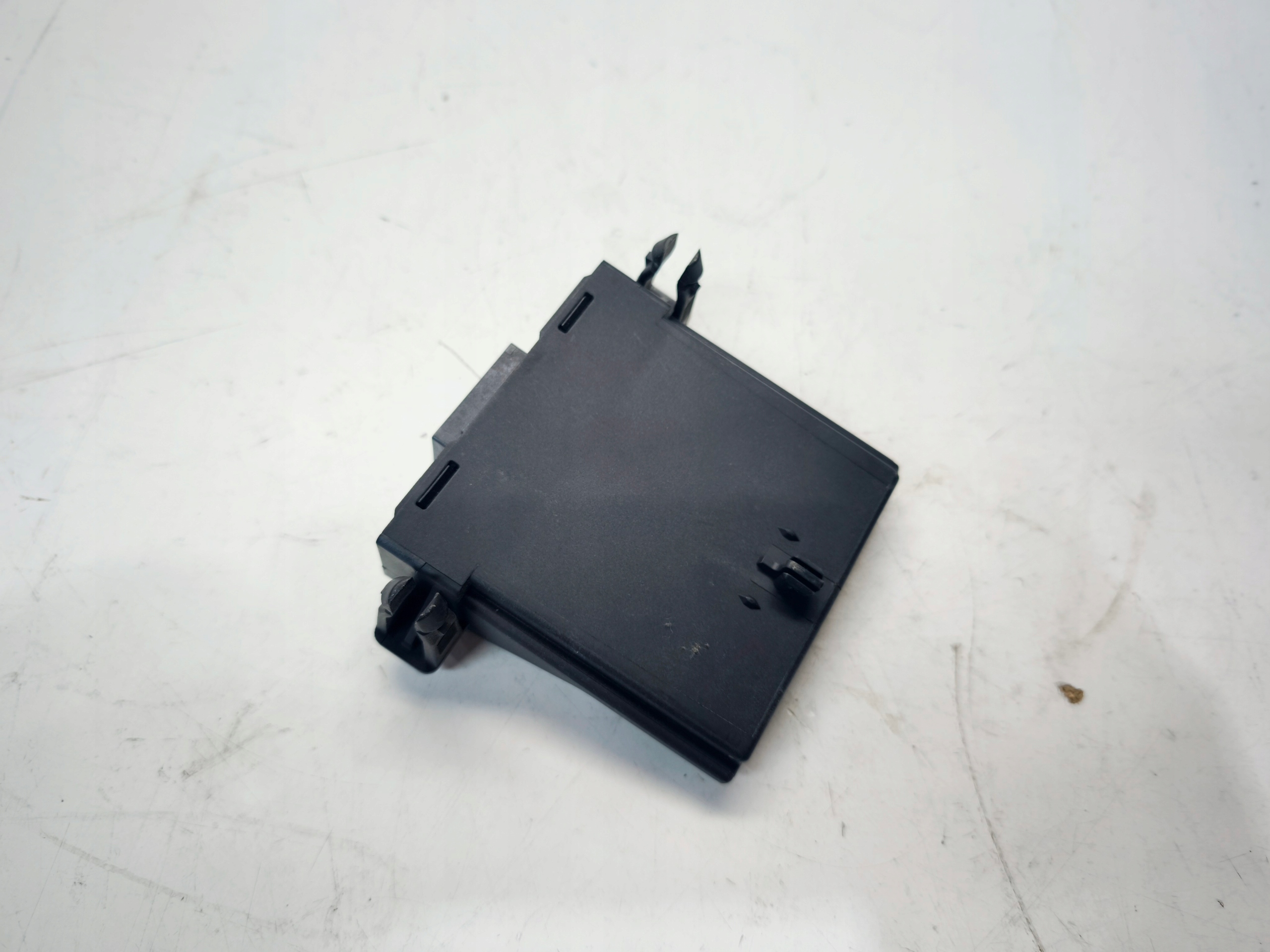 module control unit GATEWAY AUDI VOLKSWAGEN SEAT SKODA 8P0907530C