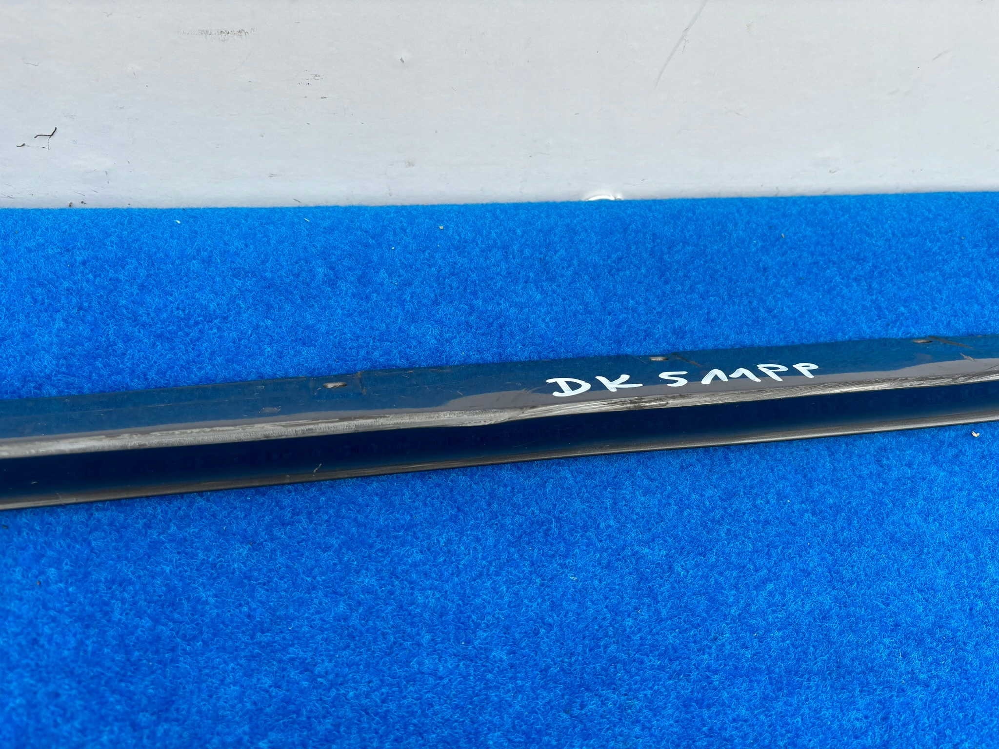 BMW 1 F40 m-packet right moulding threshold cap 51778079666 DK511PP