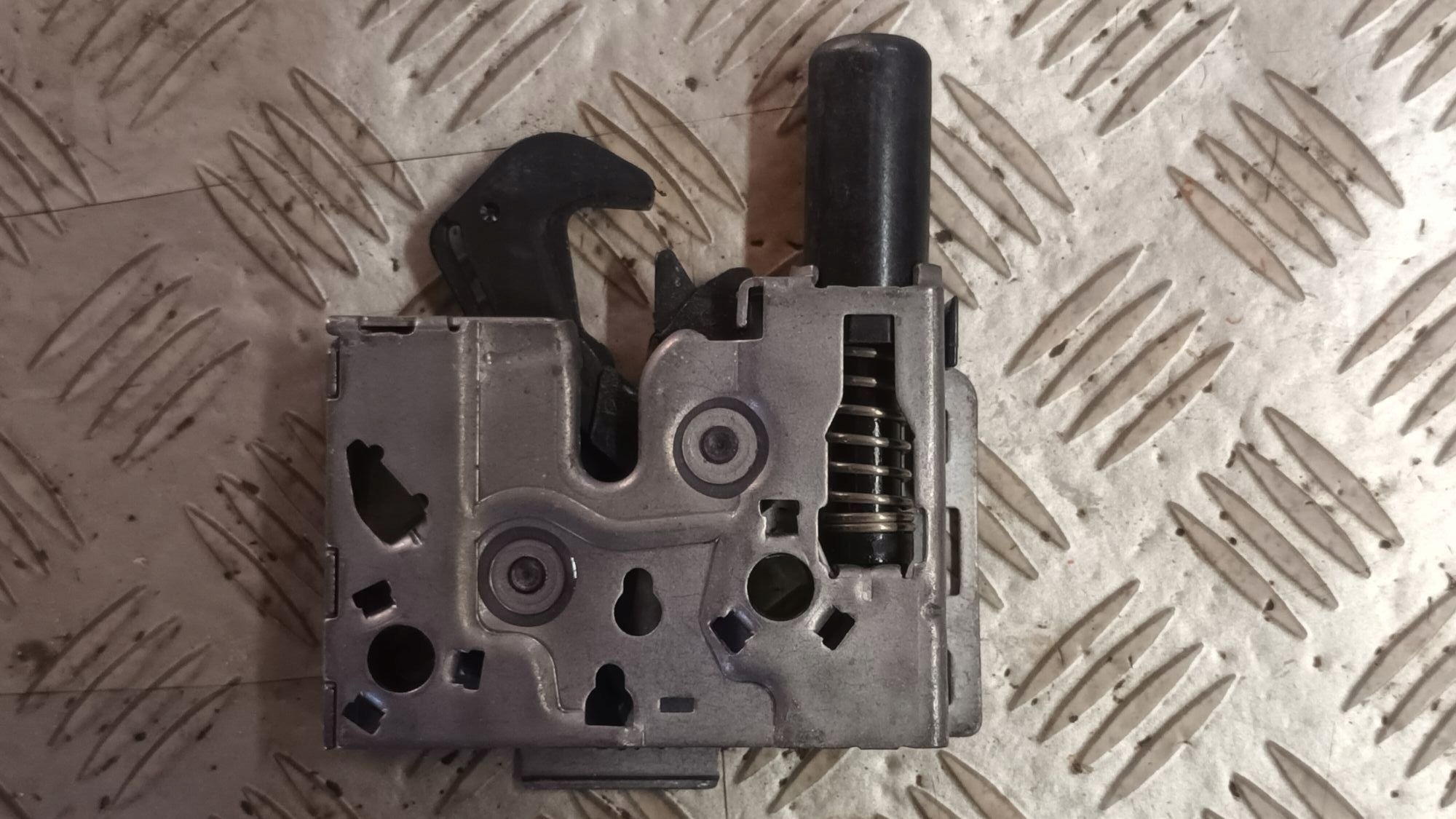 bonnet latch lock right SKODA SUPERB IV KODIAQ II 2024R->