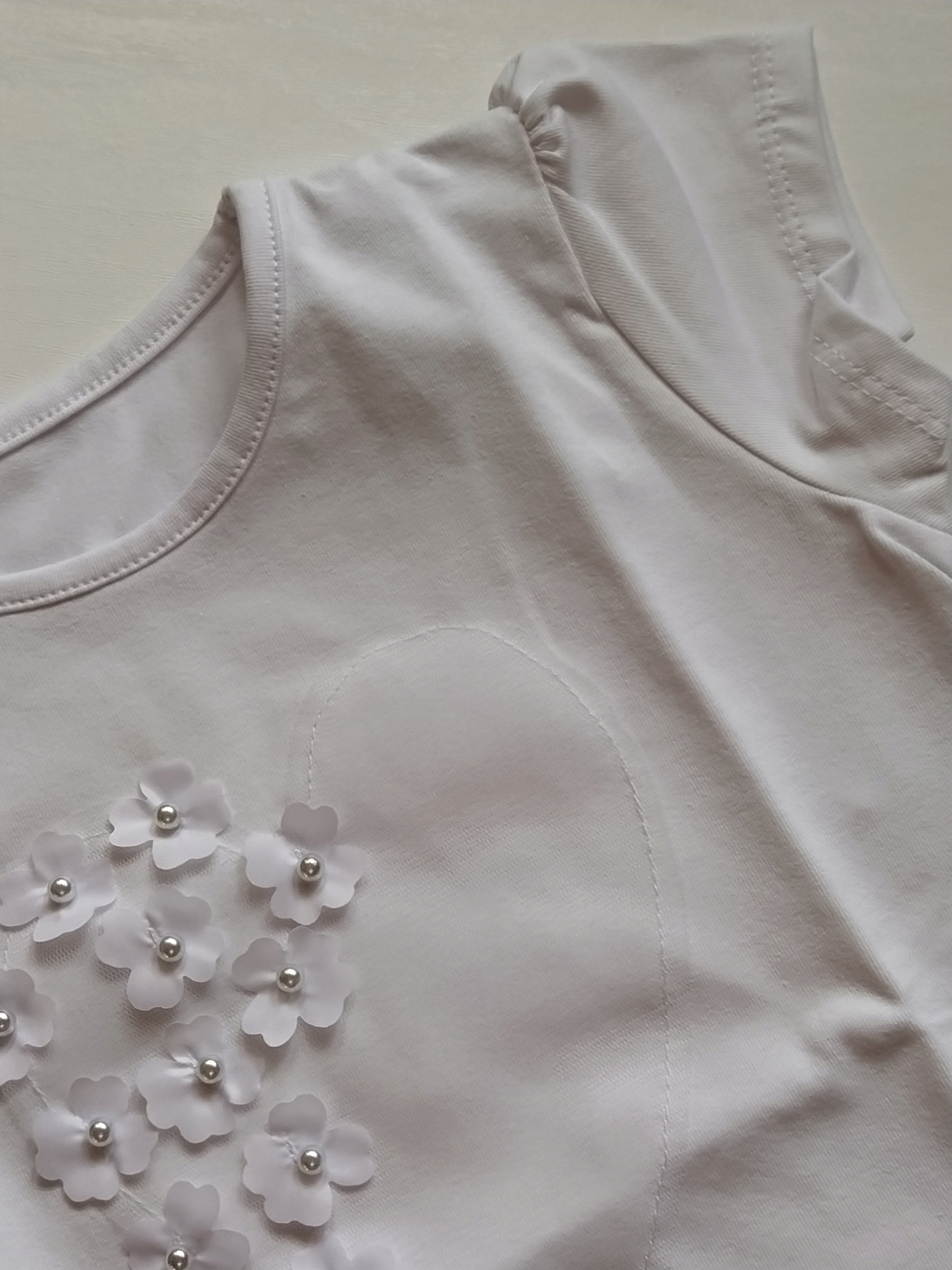 Bluzka dziewczęca Aipi kr/r biały r.116 Płeć dziewczynki