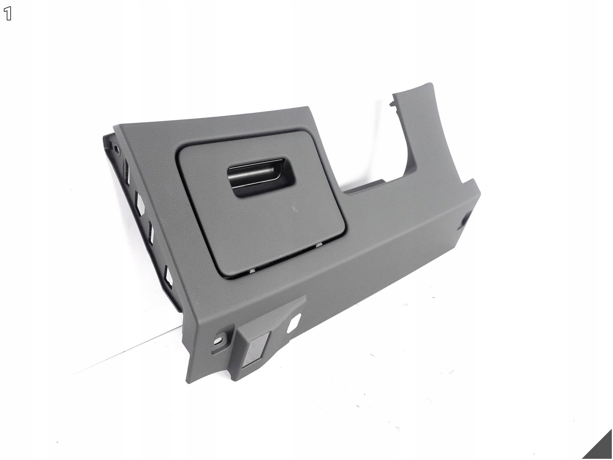 AUDI Q3 83A F3 18-25 cover spoiler cockpit dashboard instrument panel passenger compartment 6PS