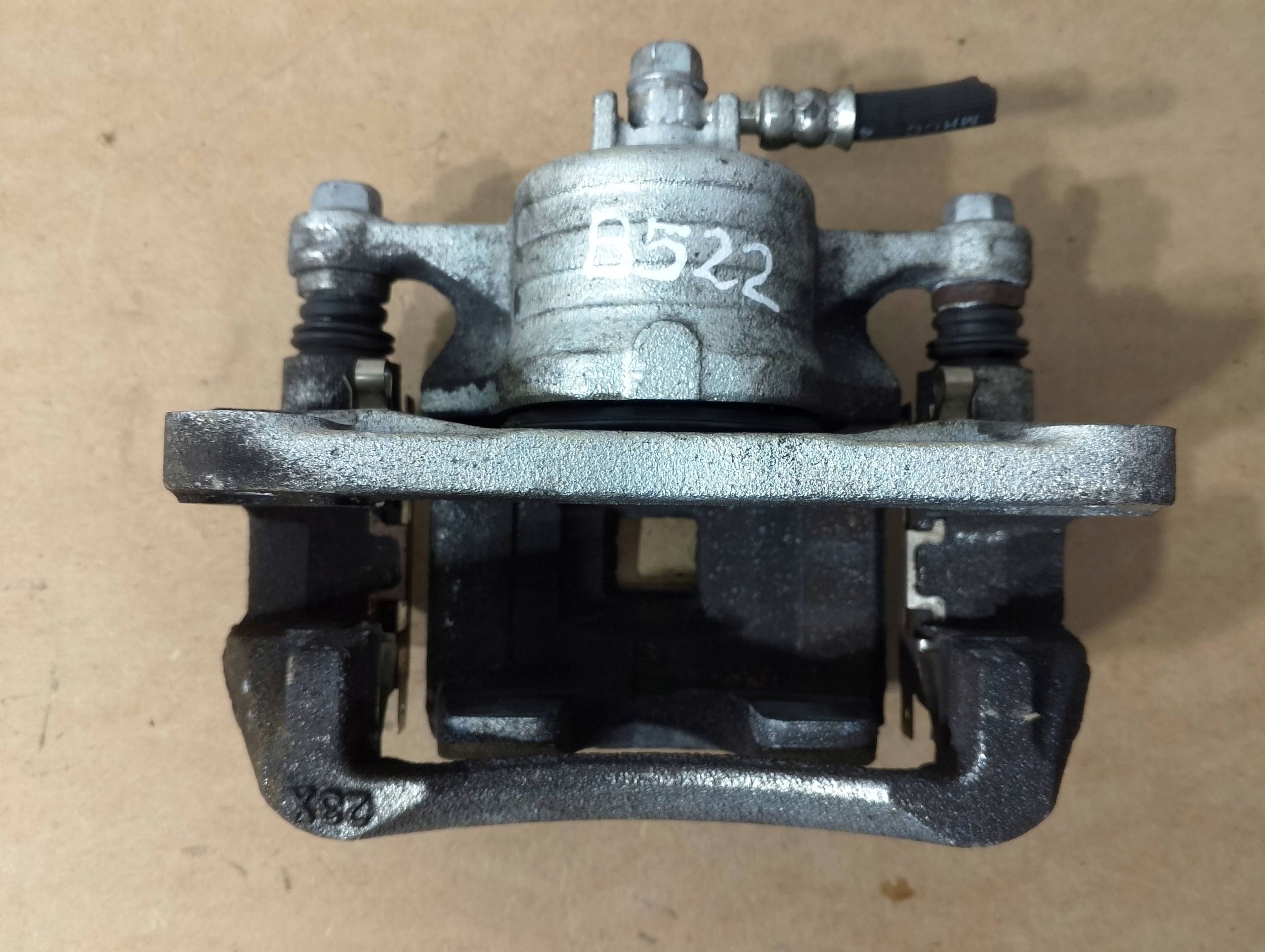 Suzuki Swift MK8 caliper brake front right 101R241T4 (B522)