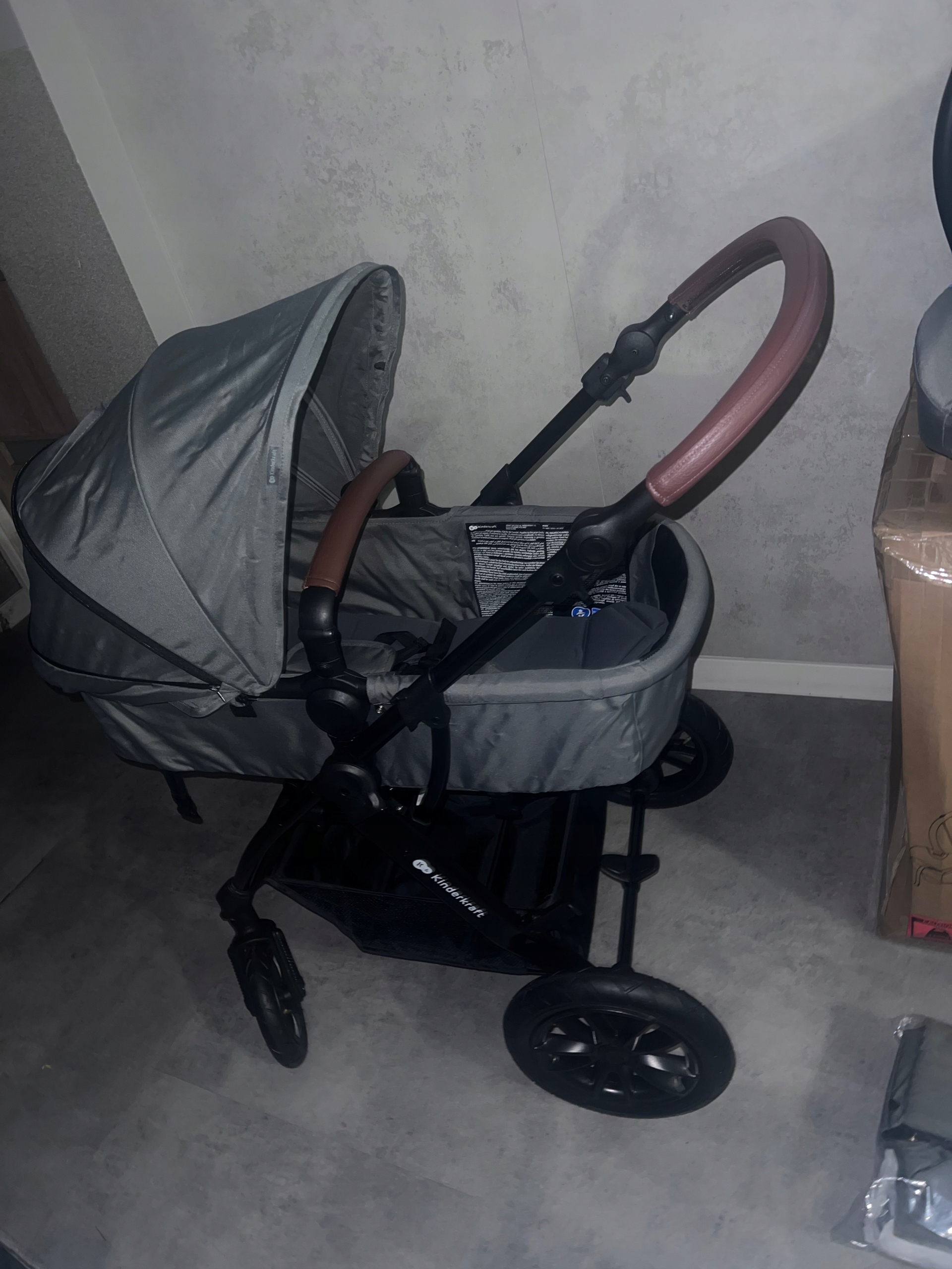 Wózek 3w1 Kinderkraft MOOV szary Zestaw 3w1