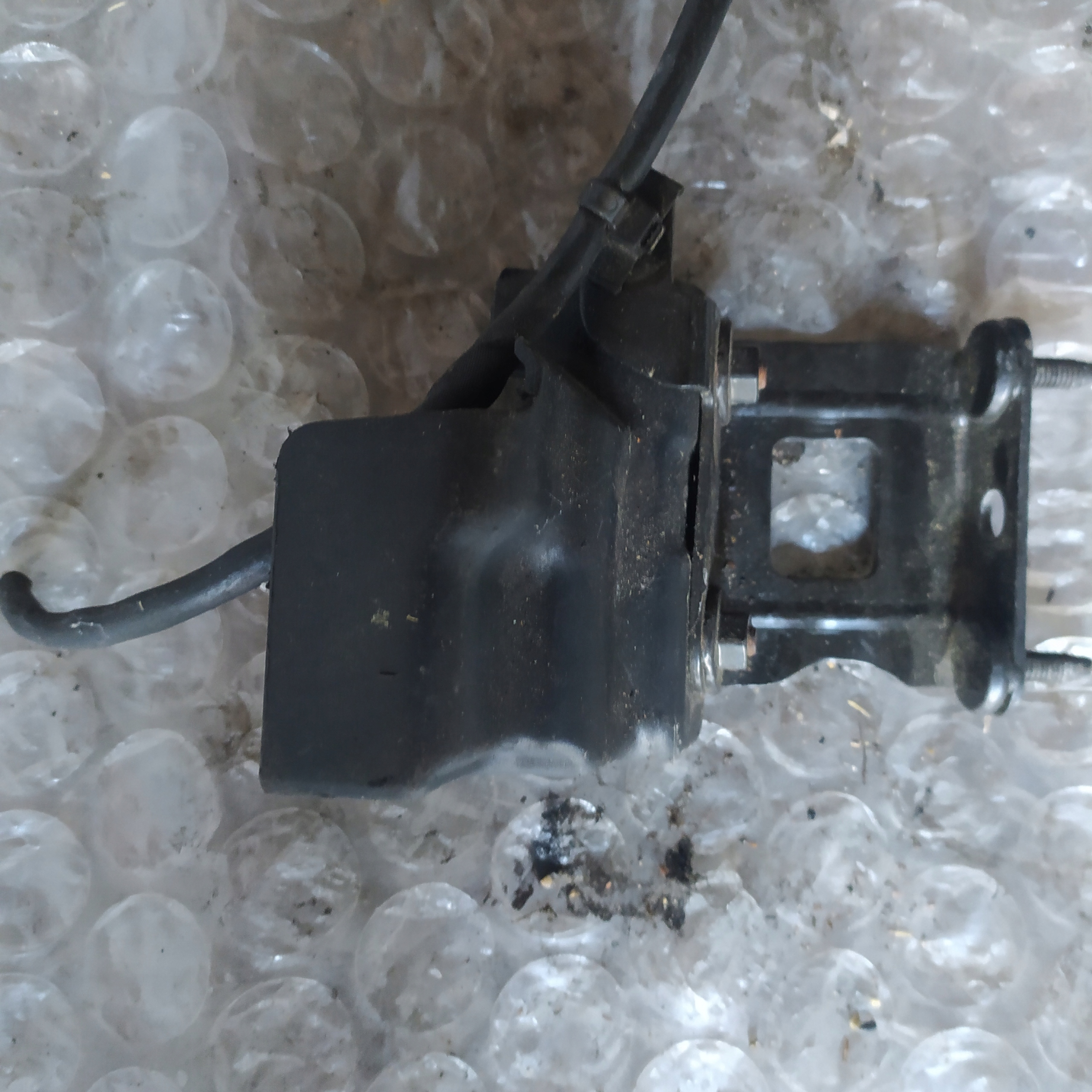 bracket holder turbo OPEL ASTRA J 55587537