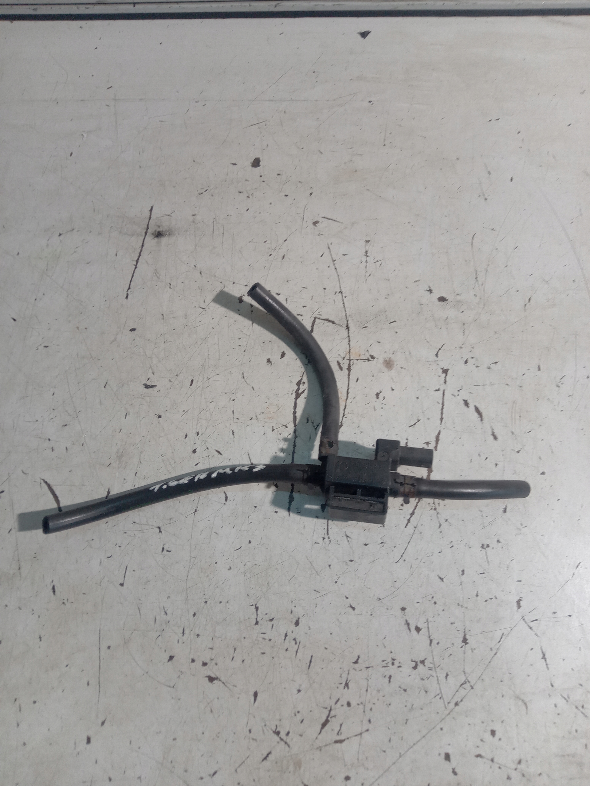 59001170527 - FORD FOCUS MK3 ВАКУУМНЫЙ КЛАПАН 7.04376.01 1.6