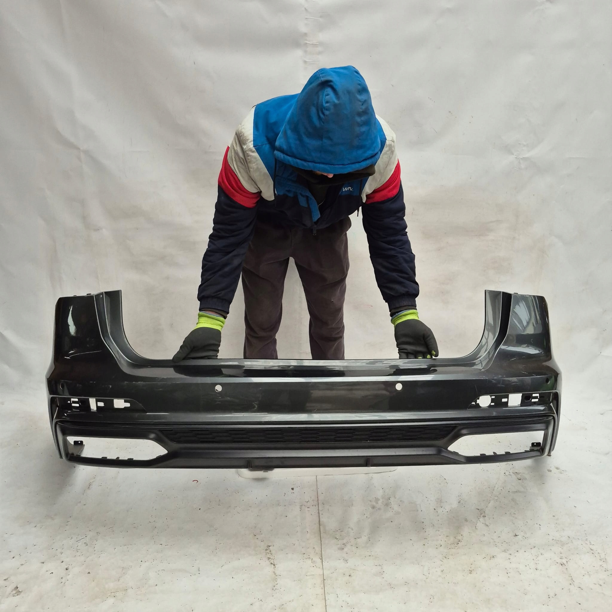 AUDI A6 C8 4K KOMBI S-LINE 18-25 bumper rear part rear 4XPDC
