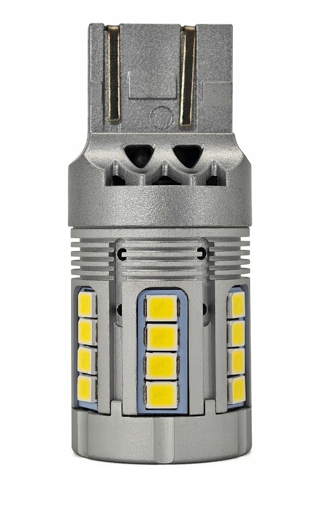 

7443 żarówka Led W21/5W 12-24V bez błędu 2000lm