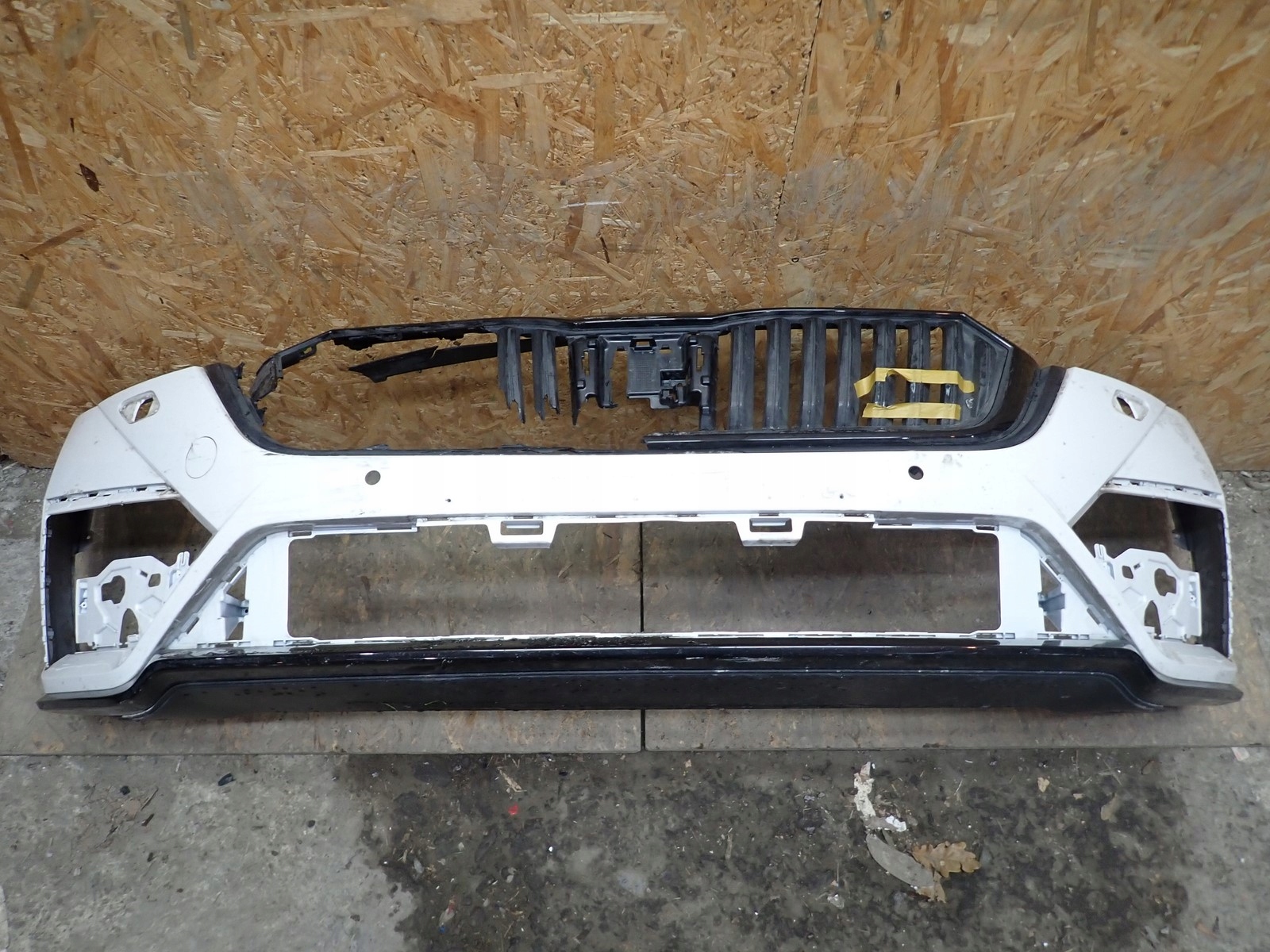 bumper front front SKODA OCTAVIA 4 IV RS 2020-2024R 5E3807217F