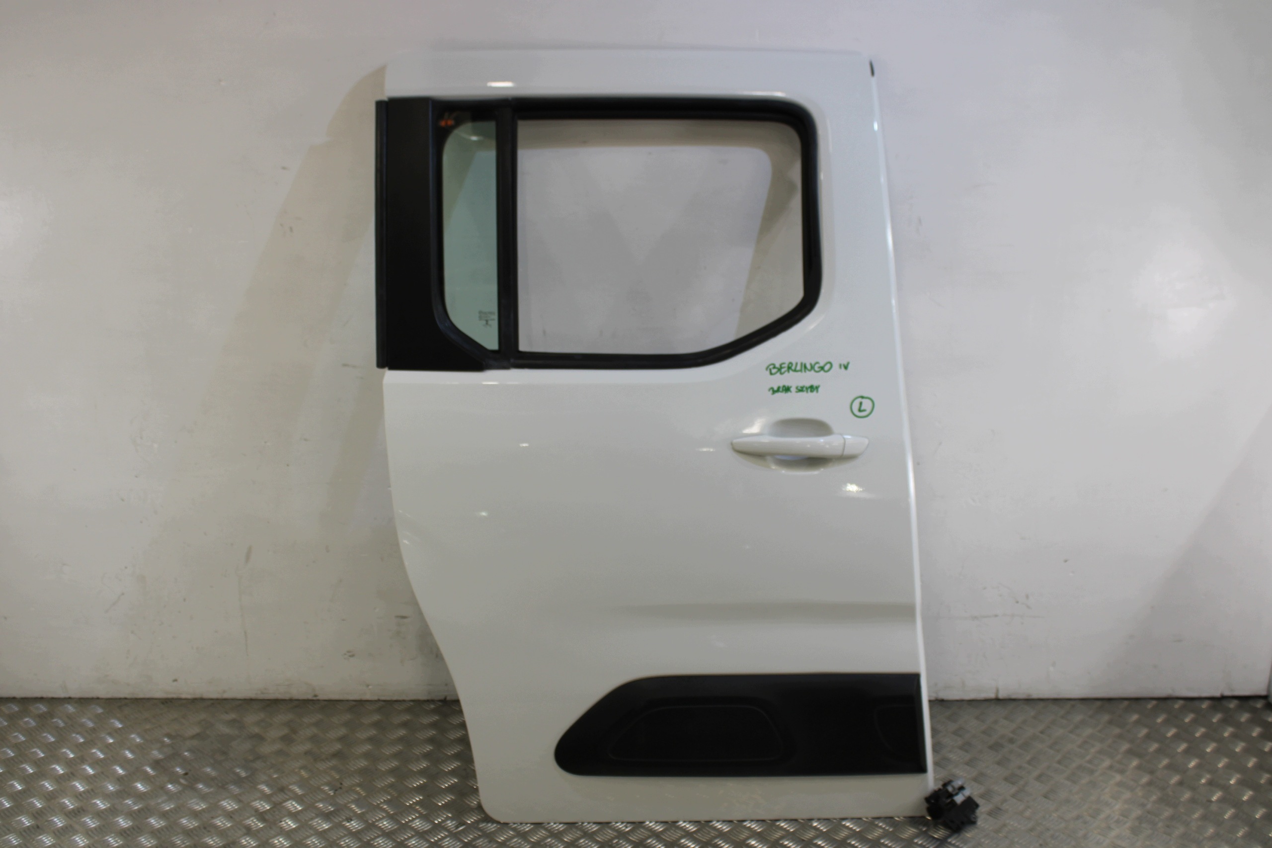 door right rear part rear. CITROEN BERLINGO IV 4 2019