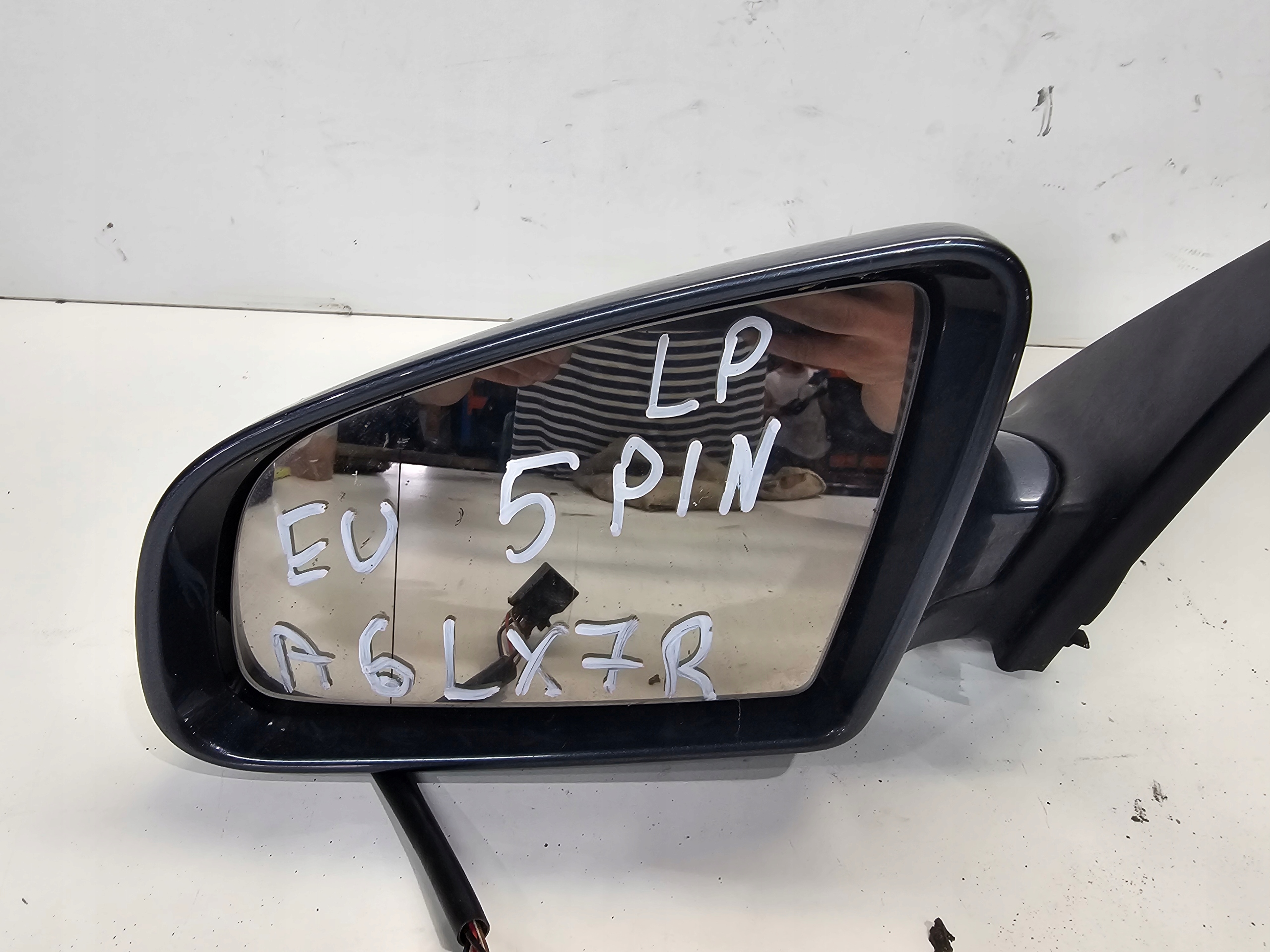 mirror right AUDI A6 C6 5- PIN EUROPA LX7R