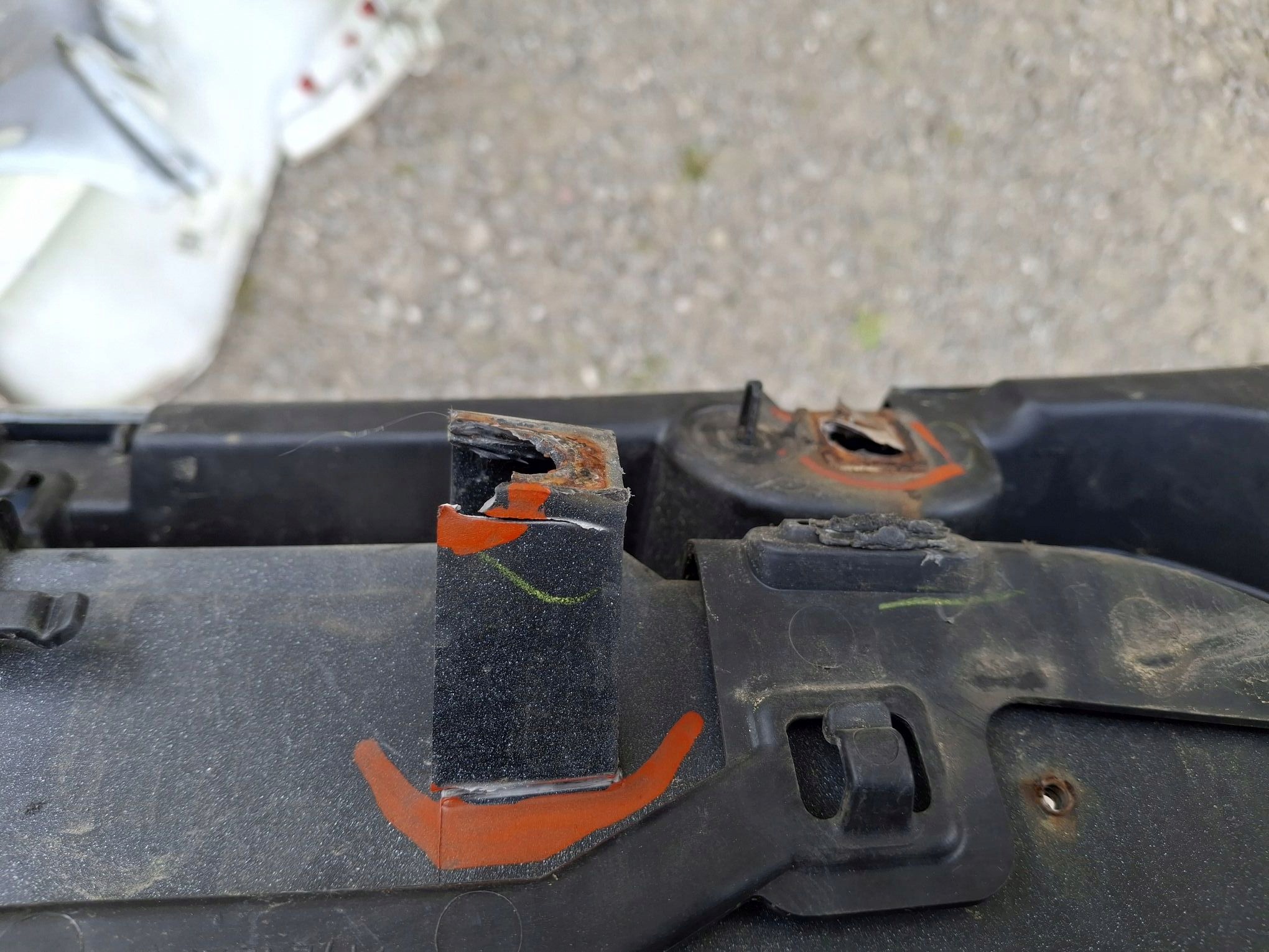 Couverture du capot RENAULT CLIO IV KOMBI 2012R->