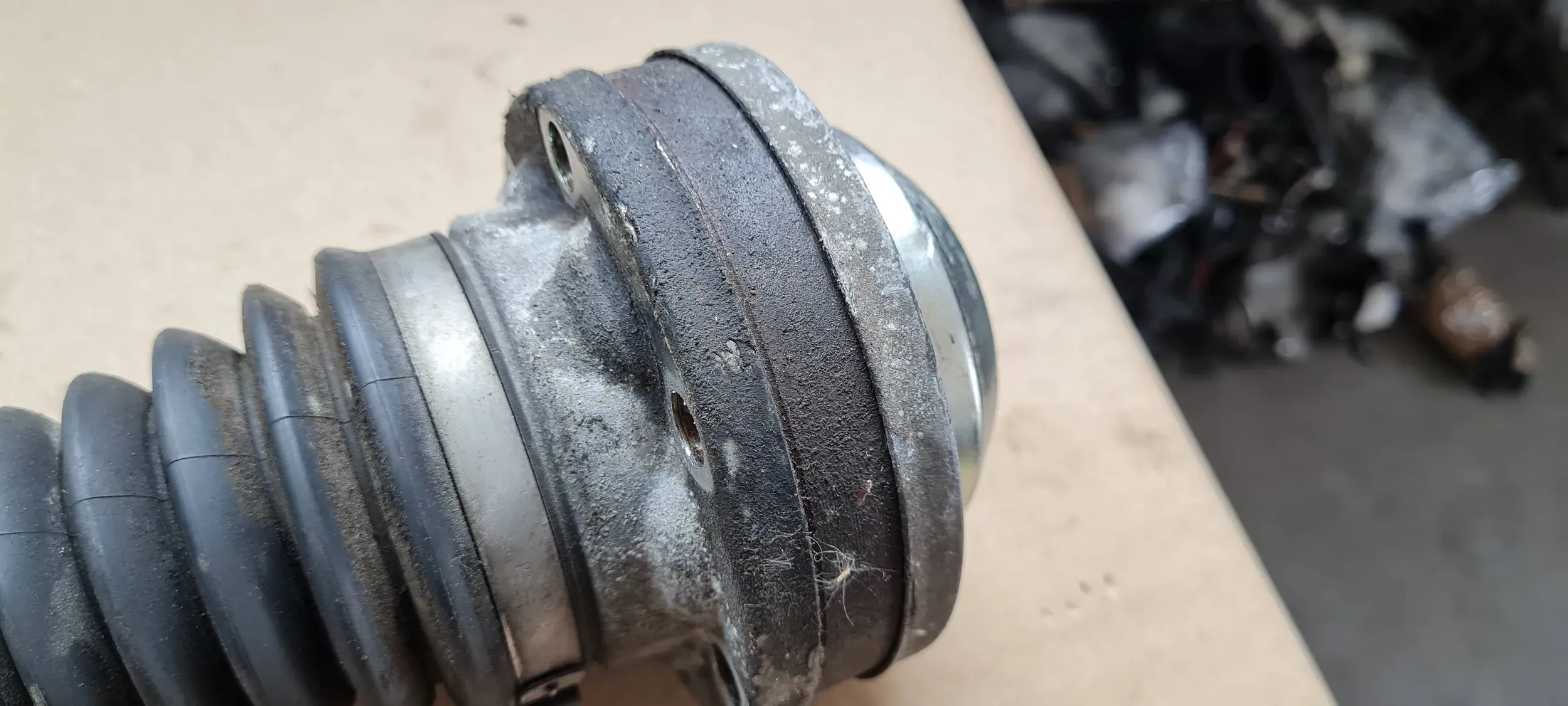 S3 8V sedan A3 semi-axis front front left 2.0 TFSI 5Q0407271AP