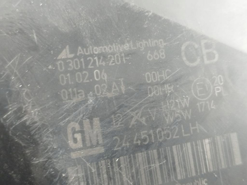 Opel Zafira B light left front front 24451052LH