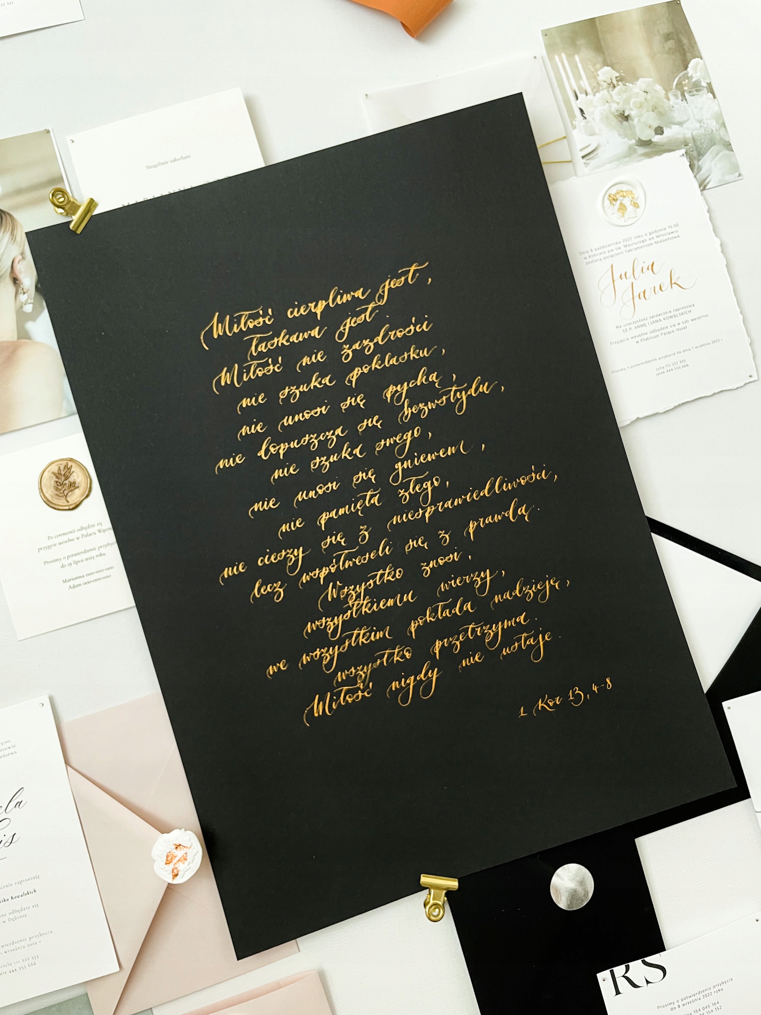 Prezent na ślub HYMN O MIŁOŚCI czarno-złoty A3 Kształt prostokątny