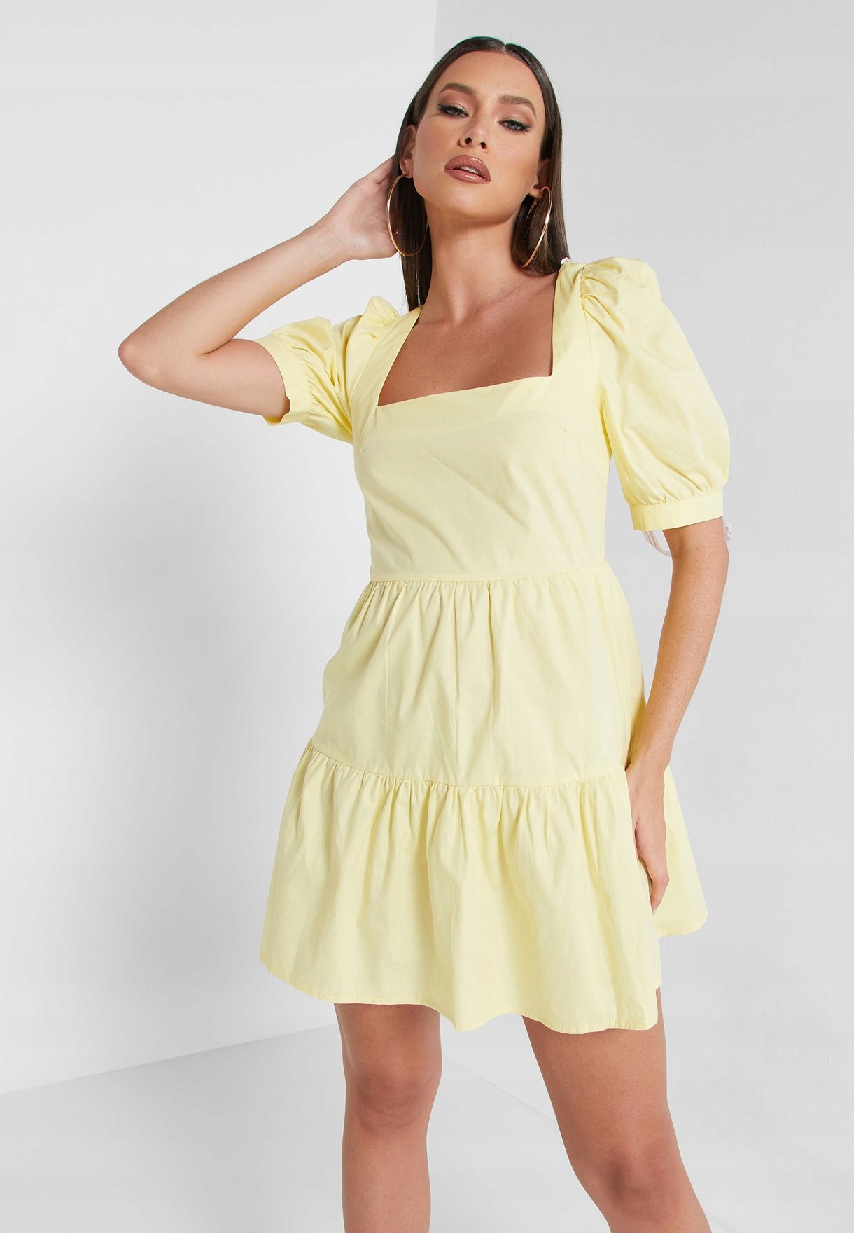 MISSGUIDED WARSTWOWA SUKIENKA KWADRATOWY DEKOLT 42 Model DD929821