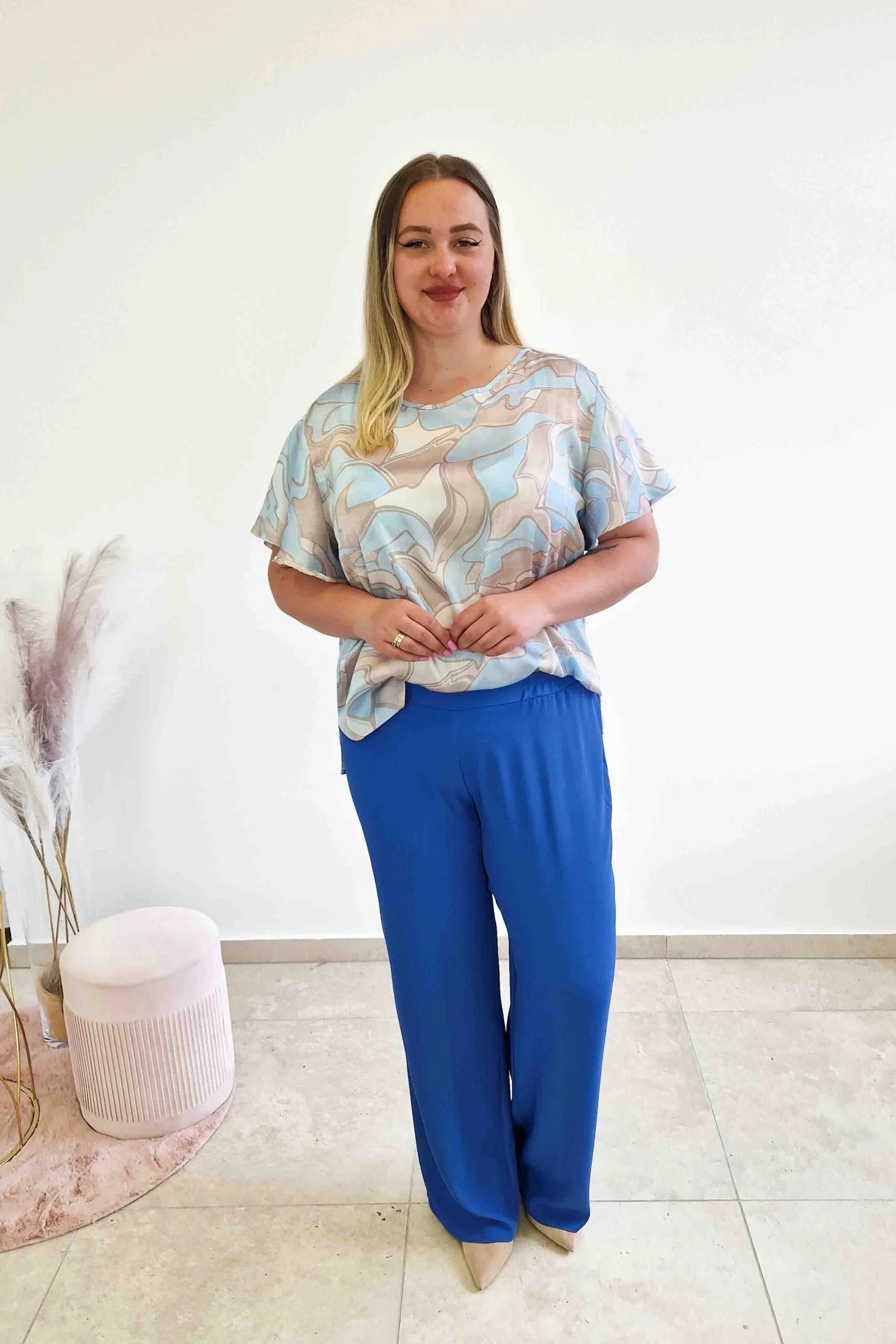 Dámská halenka s potiskem a rukávem Motýlek Modro-béžová 48
