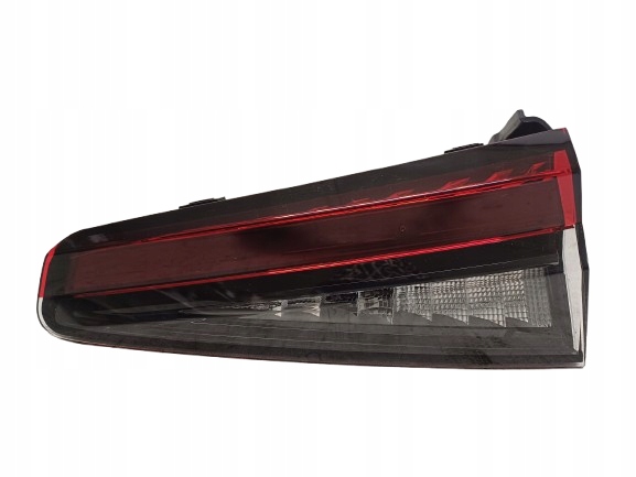 SKODASUPERB 4 IV LAMPA PRAWY TYŁ 3P3945094