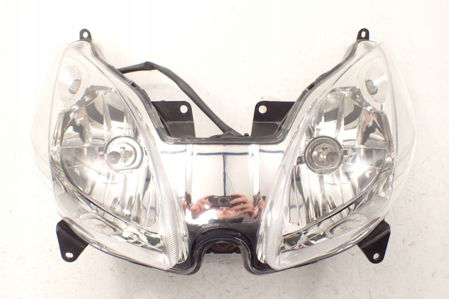 143584 - Yamaha X-Max 125 250 06-09 передняя фара