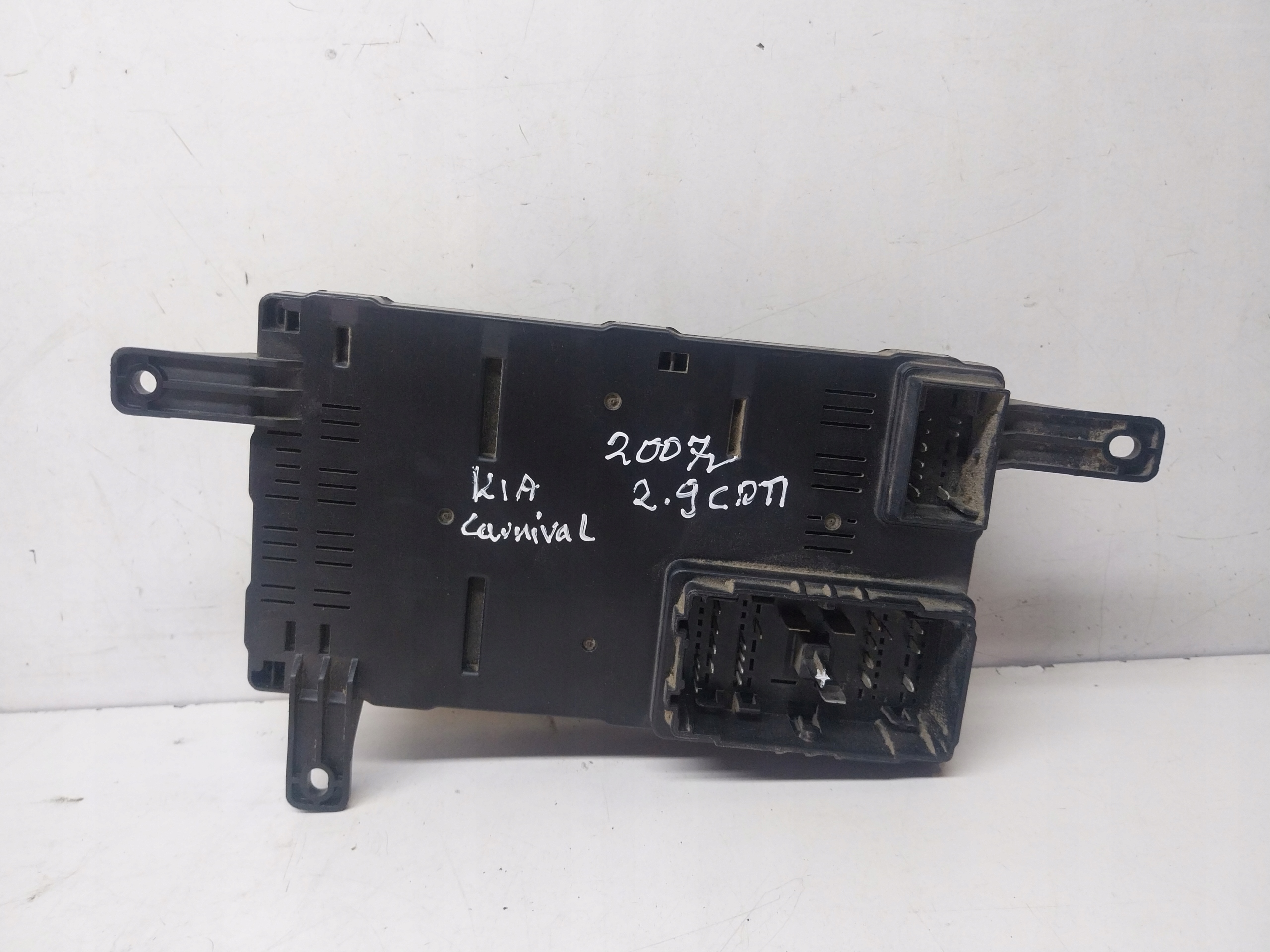 KIA CARNIVAL II 2.9 CRDI Module fusibles 91958-4D070
