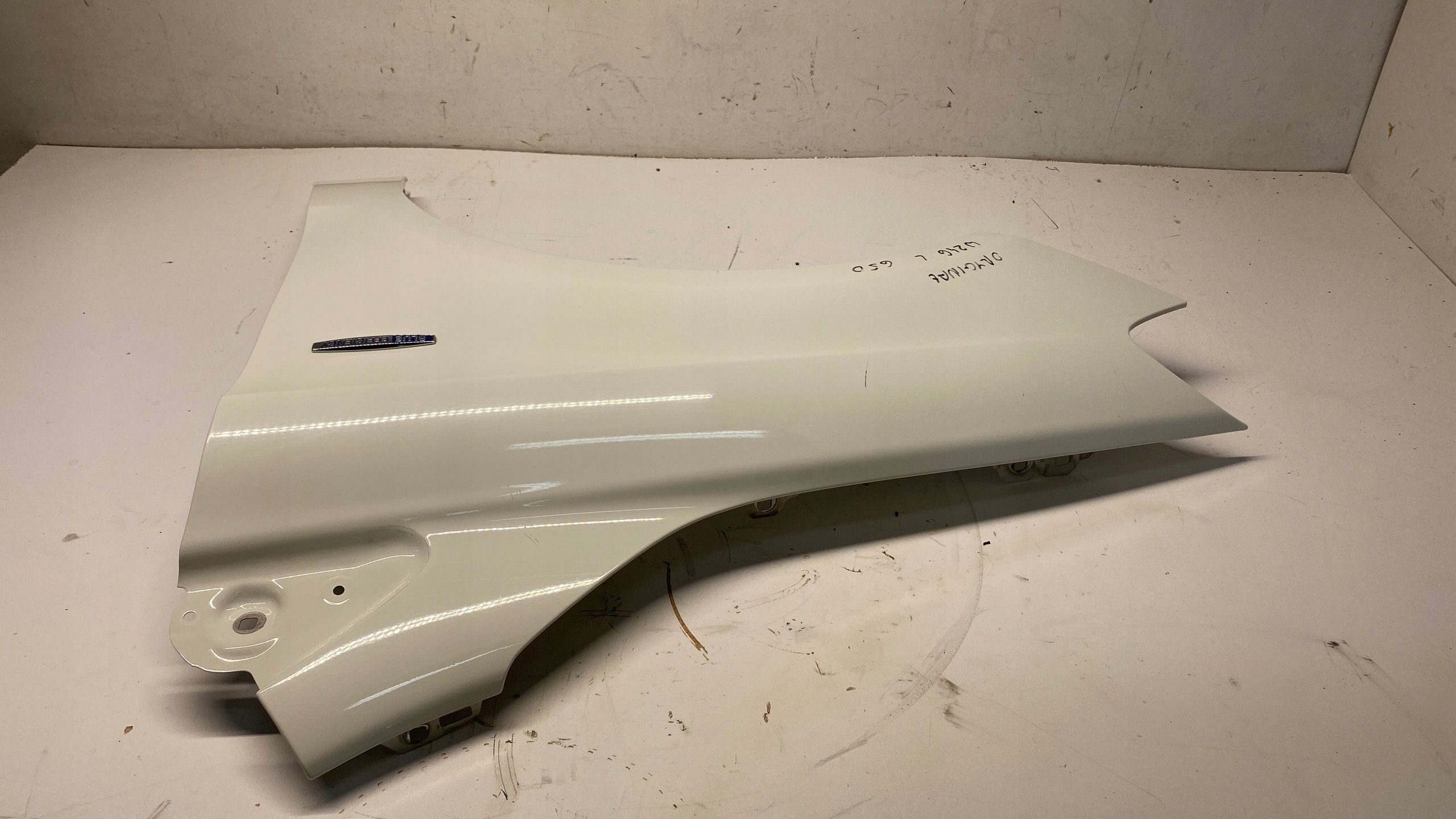 MERCEDES B-KLASA W246 B KLASA fender left front front 650