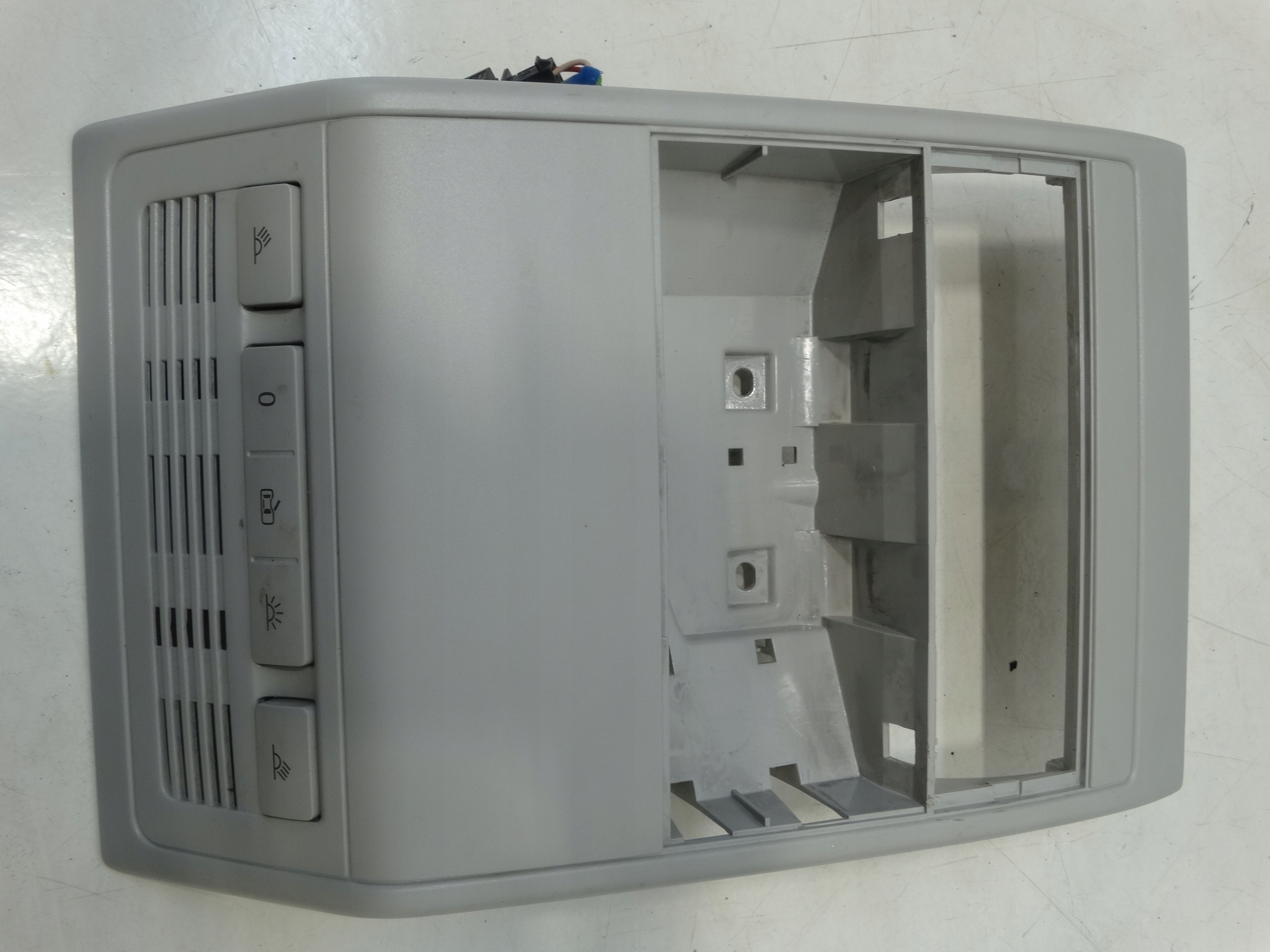 PANEL OSWIETLENIE vnitra předek VOLKSWAGEN T5 LIFT T6 7L6868349K