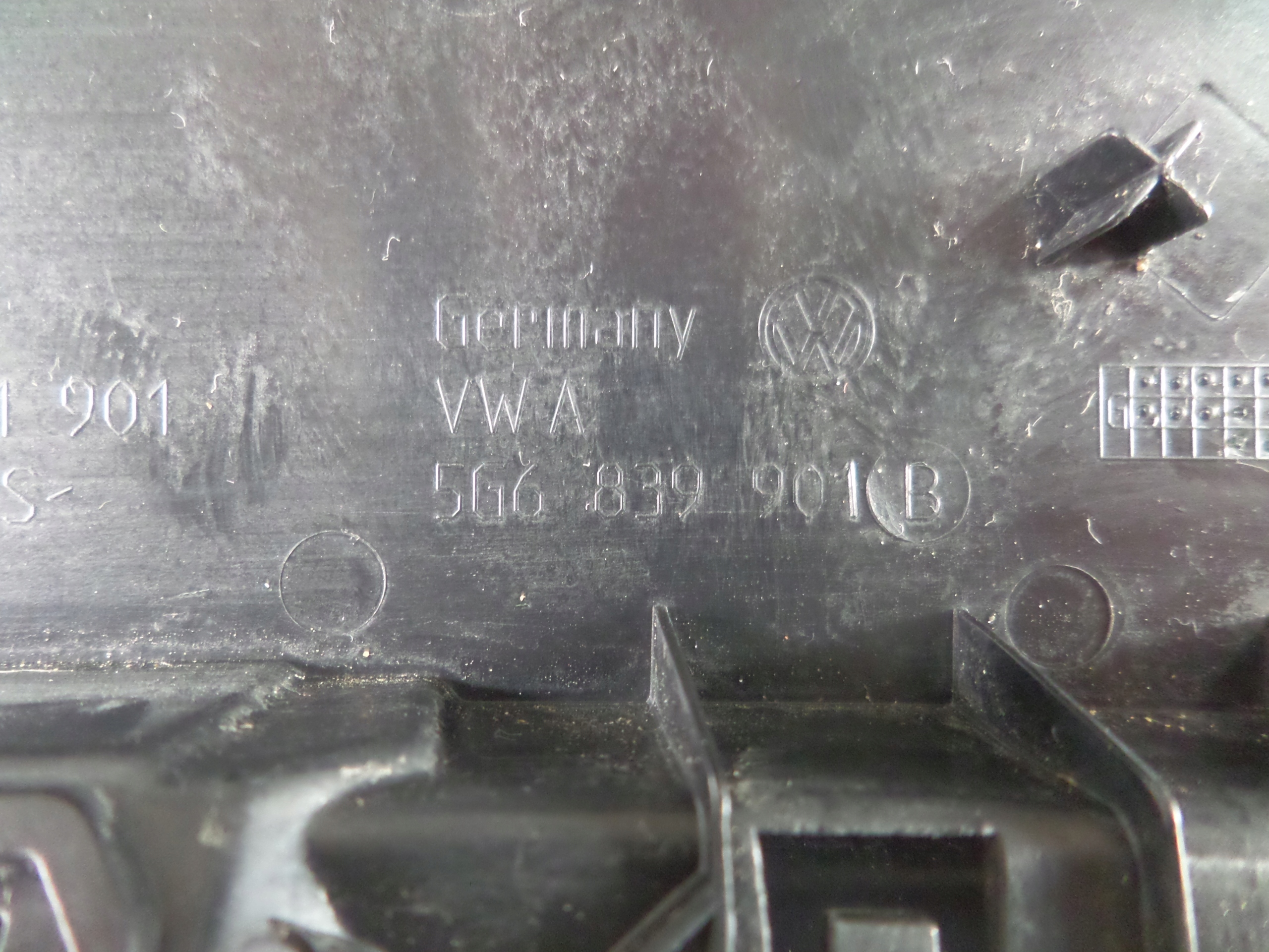 moulding door rear part left VW GOLF VII 12