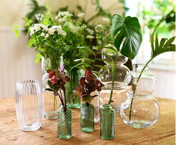 WAZON SZKLANY BUTELKA ZIELONY 13,5x6cm Marka inny