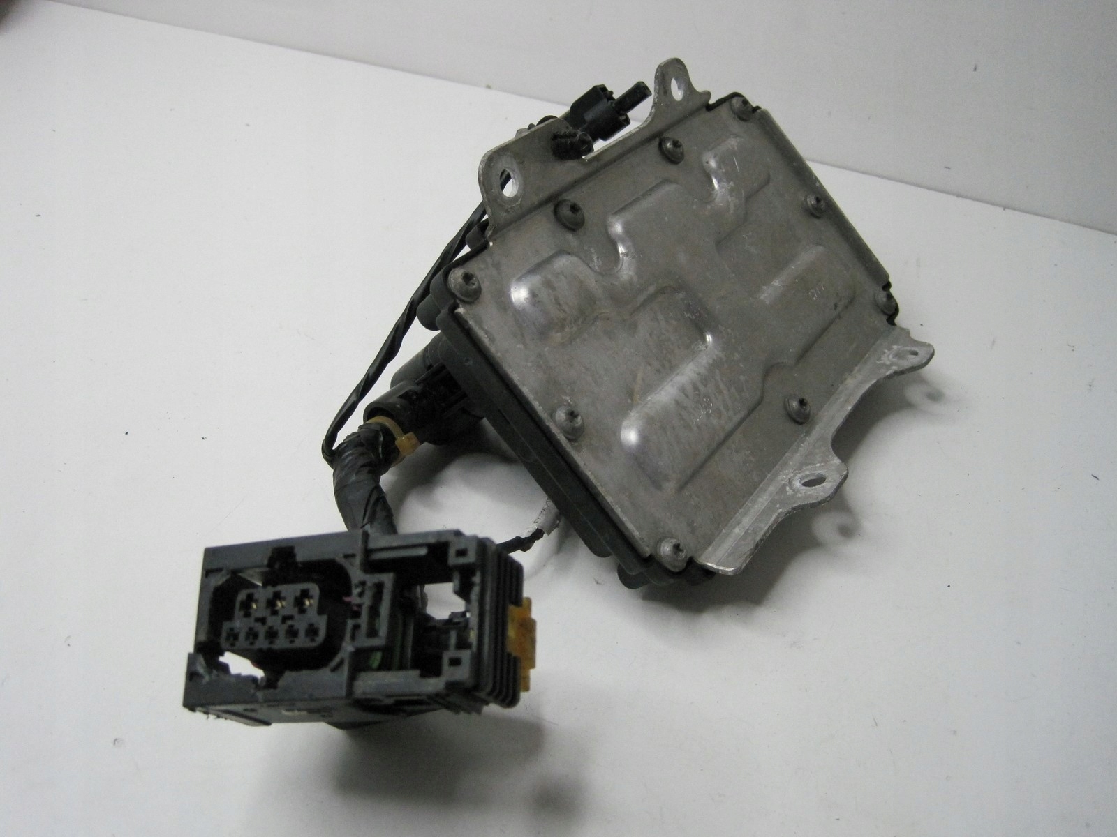 Moduł tylniego mostu Range Rover Evoque II K8D2-7B769-AB Kod producenta K8D2-7B769-AB