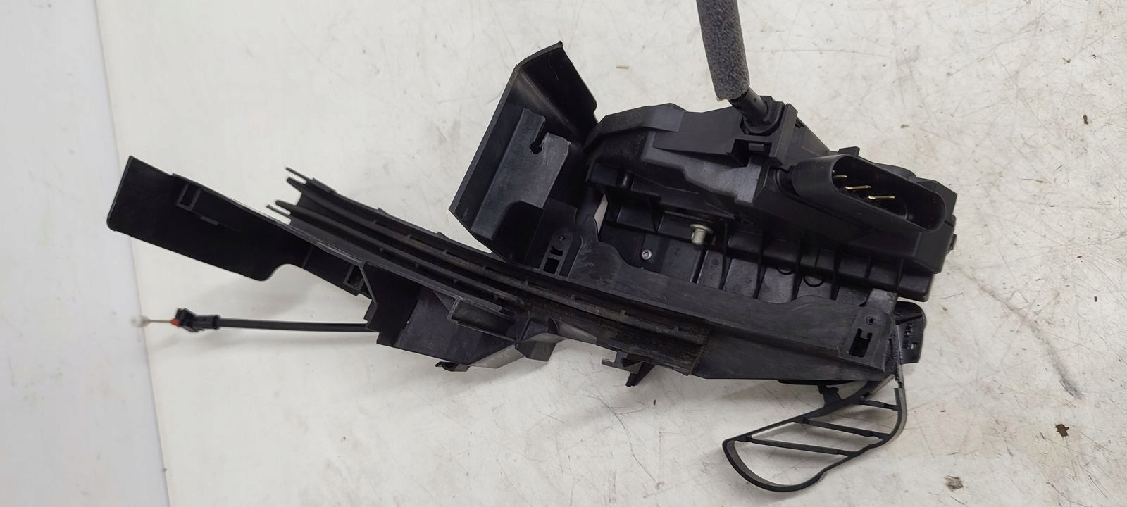 lock door front front right Ford Focus MK3