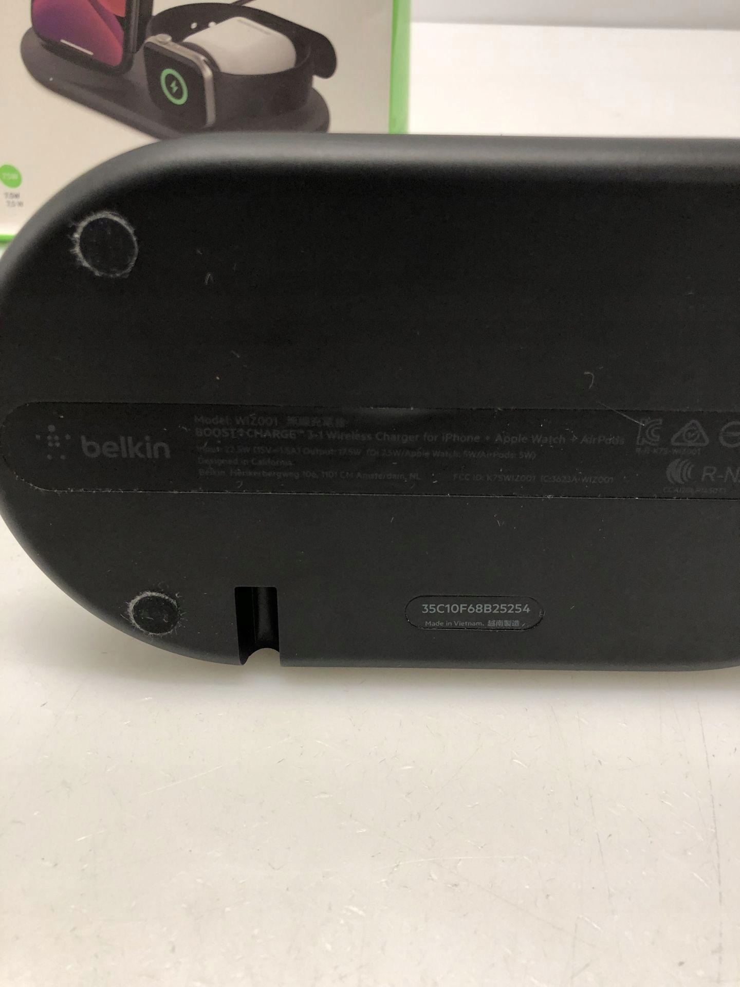 BEZPRZEWODOWA STACJA ŁADUJĄCA 3 W 1 Marka Belkin