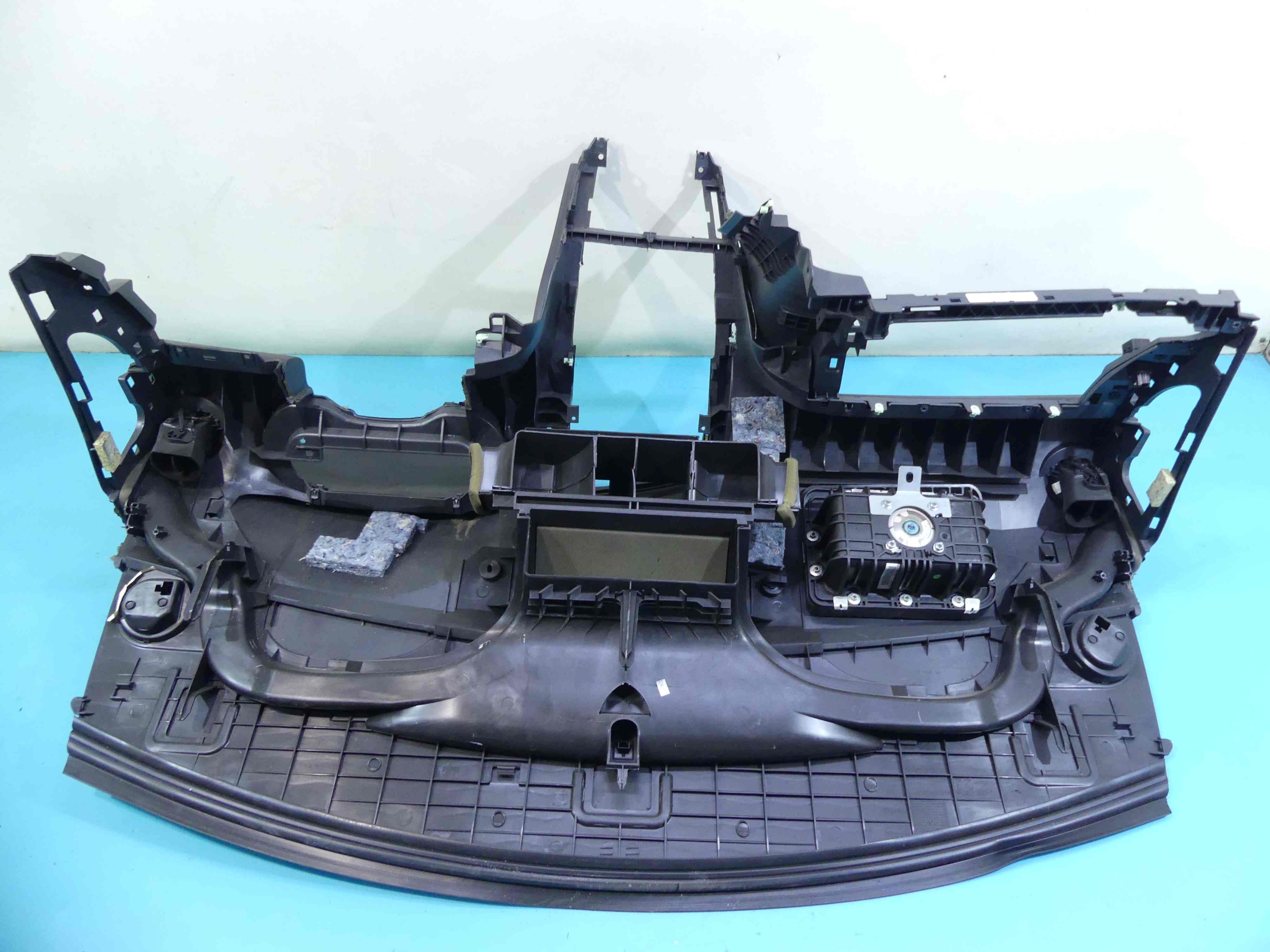 торпеда peugeot 3008 и 09- ремни подушки безопасности