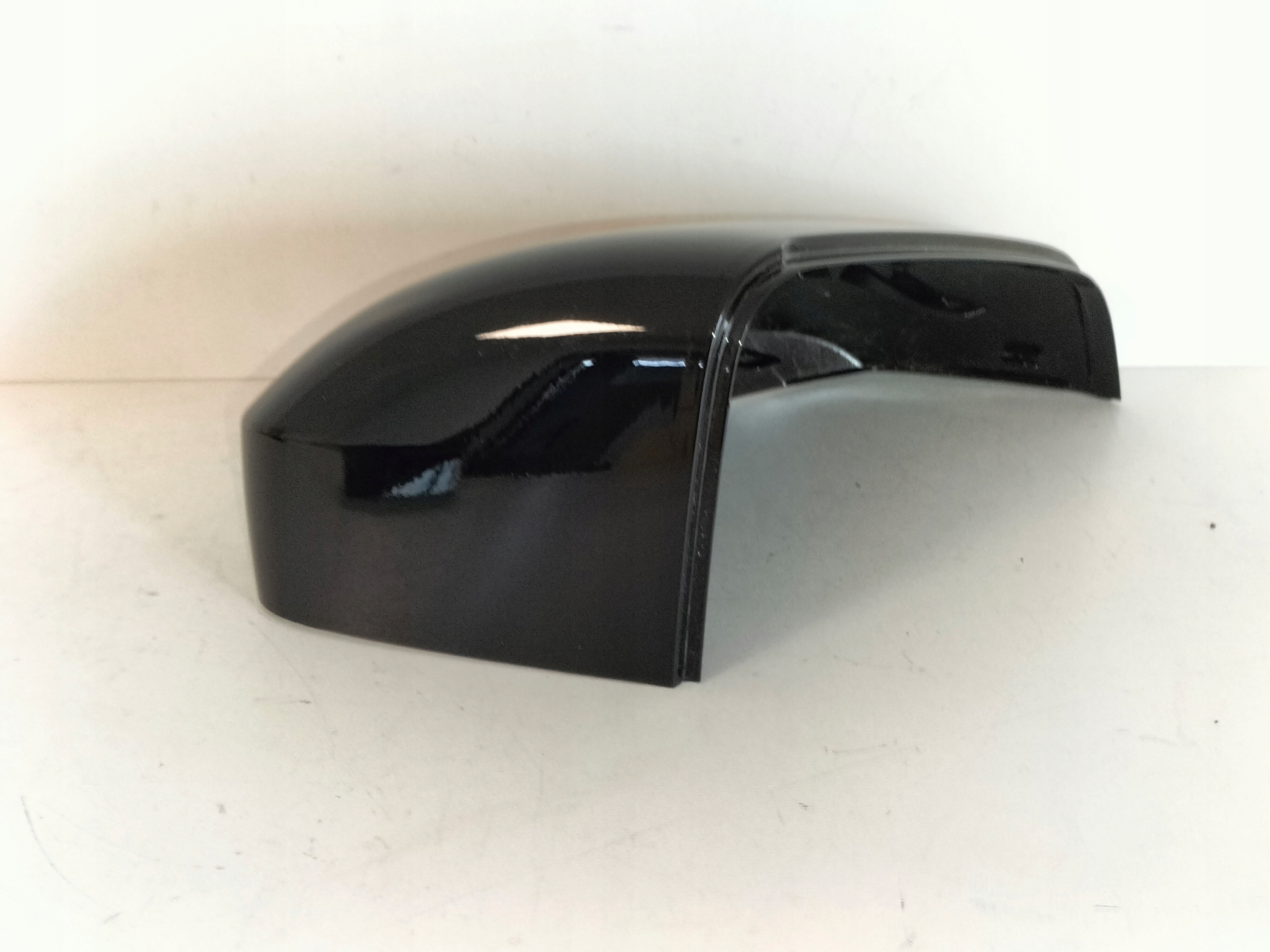 cover cap mirrors right FORD CAPRI EV 24