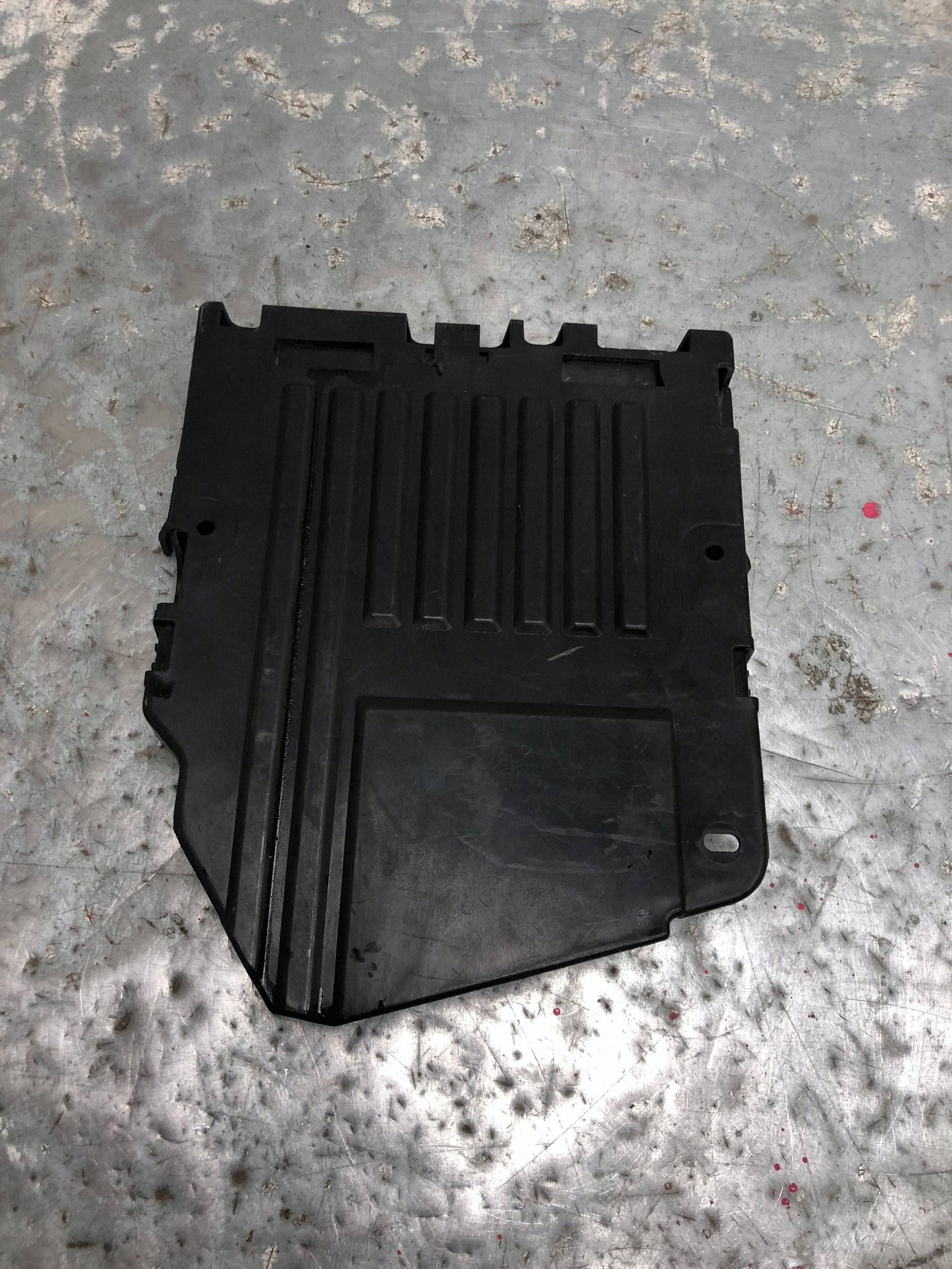 držák obal KOMPUTERA PEUGEOT 207 9656775680