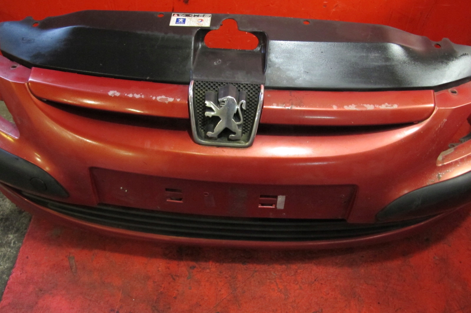 PEUGEOT 307 01-05 front bumper front EKQ
