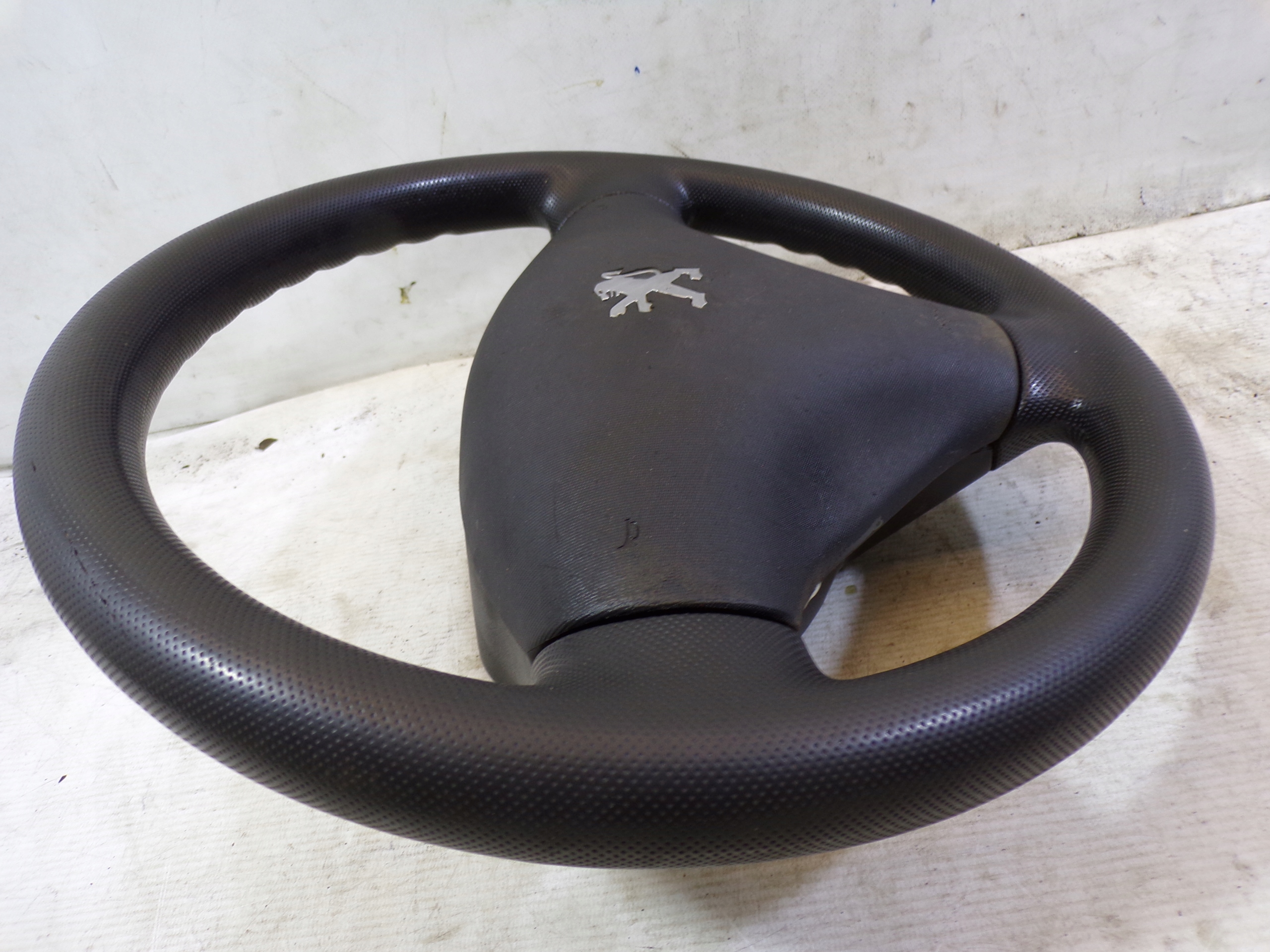 lenkrad Z Airbag PEUGEOT 107 (1)